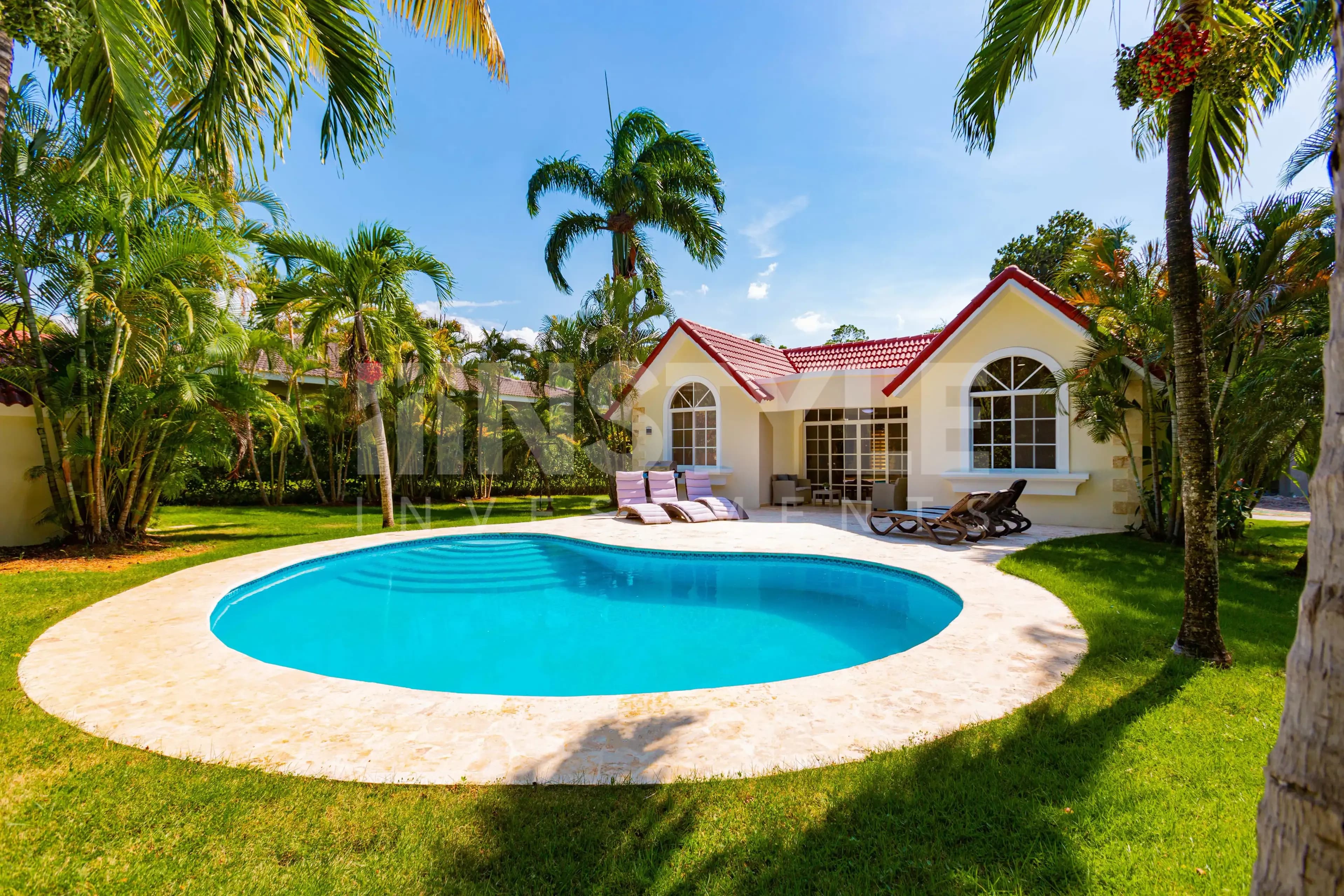 Charming 3-Bedroom Villa for Sale in Residencial Hispaniola, Sosúa