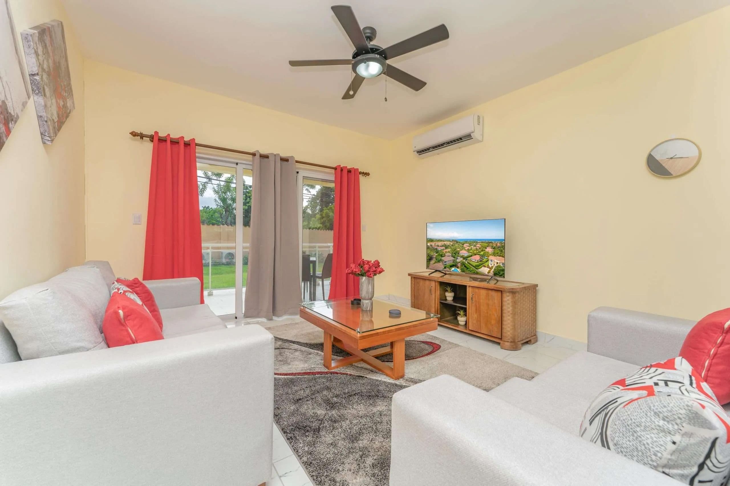 2-Bedroom Ground-Floor Condo with Private Terrace in Sosúa, photo 2
