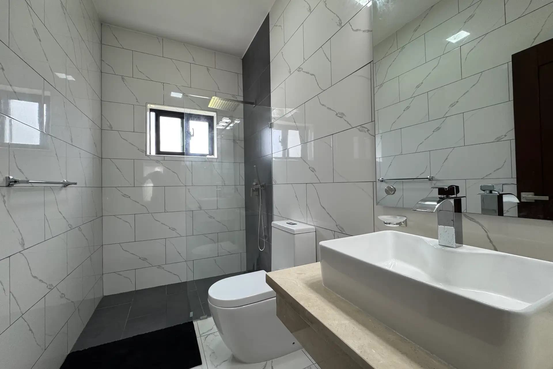 Villa moderna de lujo de 3 habitaciones con piscina privada en venta en Sosúa Ocean Village, foto 11
