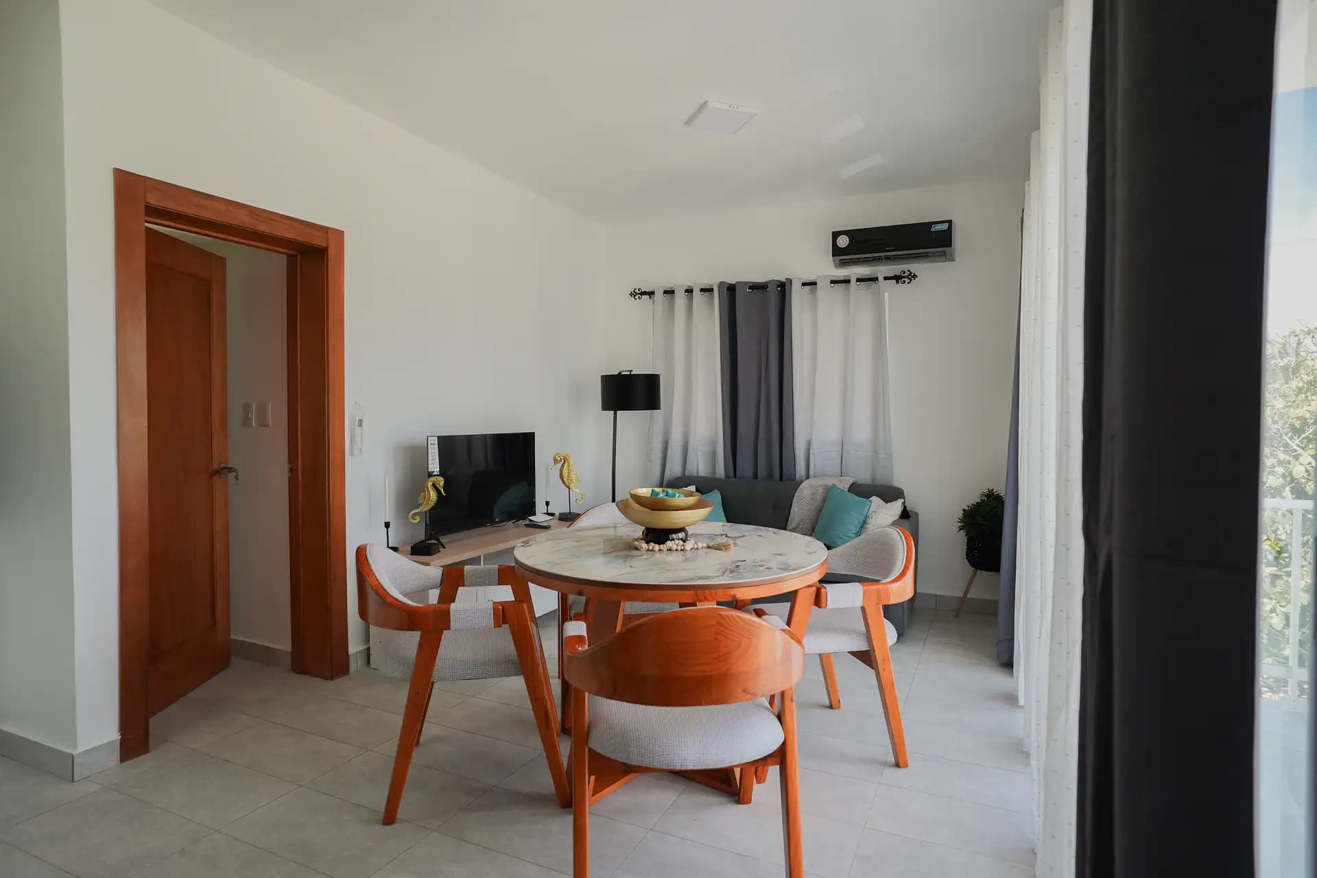 Moderne Eigentumswohnung mit 1 Schlafzimmer und Meerblick (3. Stock) – Breeze Building, Sosúa, Foto 5