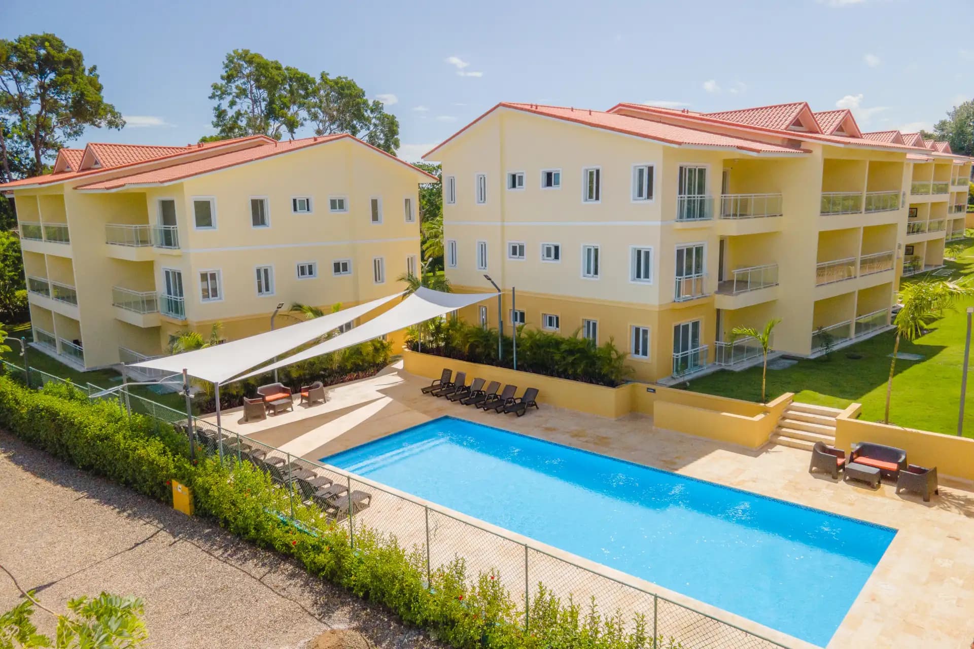 شقة سكنية جديدة كليًا من غرفتي نوم في Hispaniola Hill Side، الصورة 6