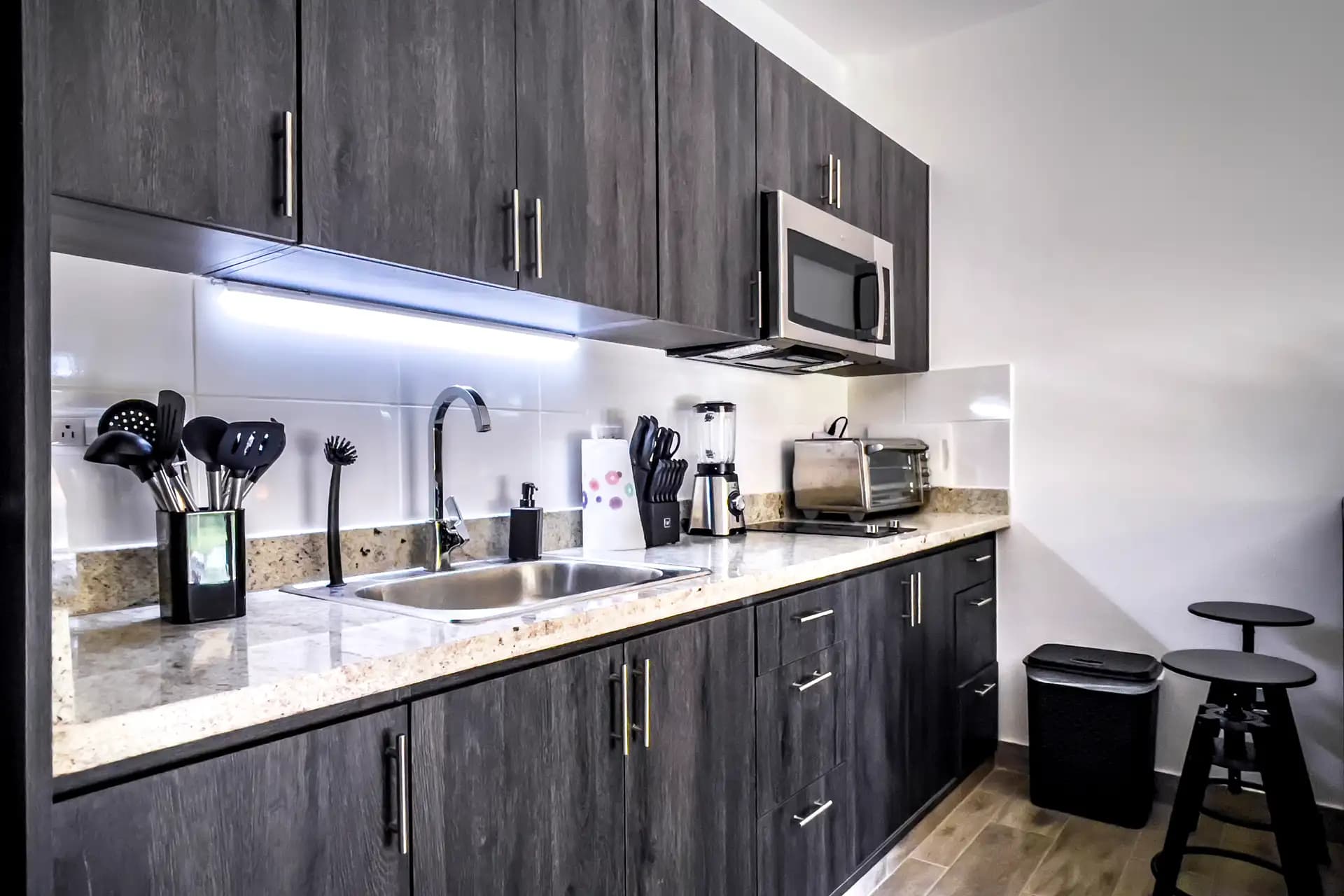 Moderne Eigentumswohnung mit 1 Schlafzimmer zu verkaufen in Sosúa – Voll möbliert & erstklassige Lage, Foto 7