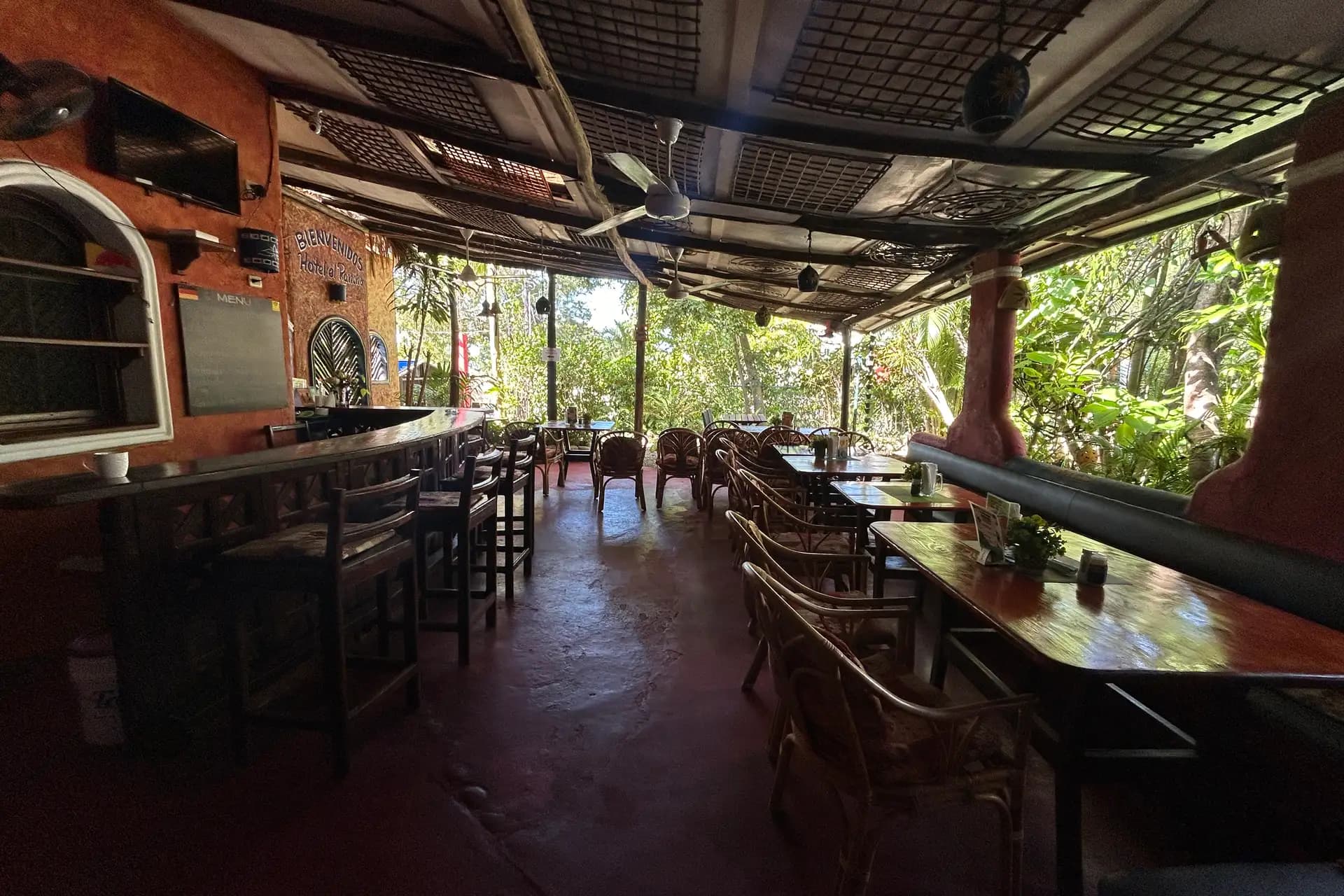 Business Opportunity - Mexican Style Hotel steps away from the Beach، الصورة 2