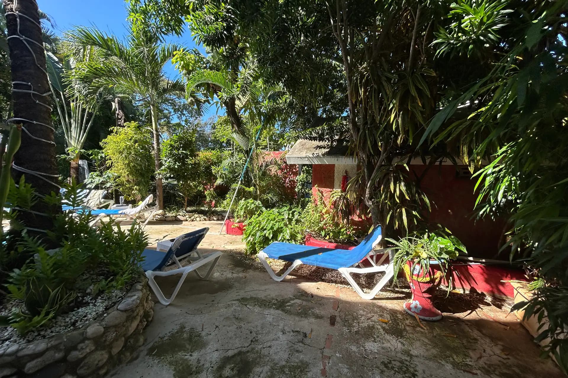 Business Opportunity - Mexican Style Hotel steps away from the Beach، الصورة 6