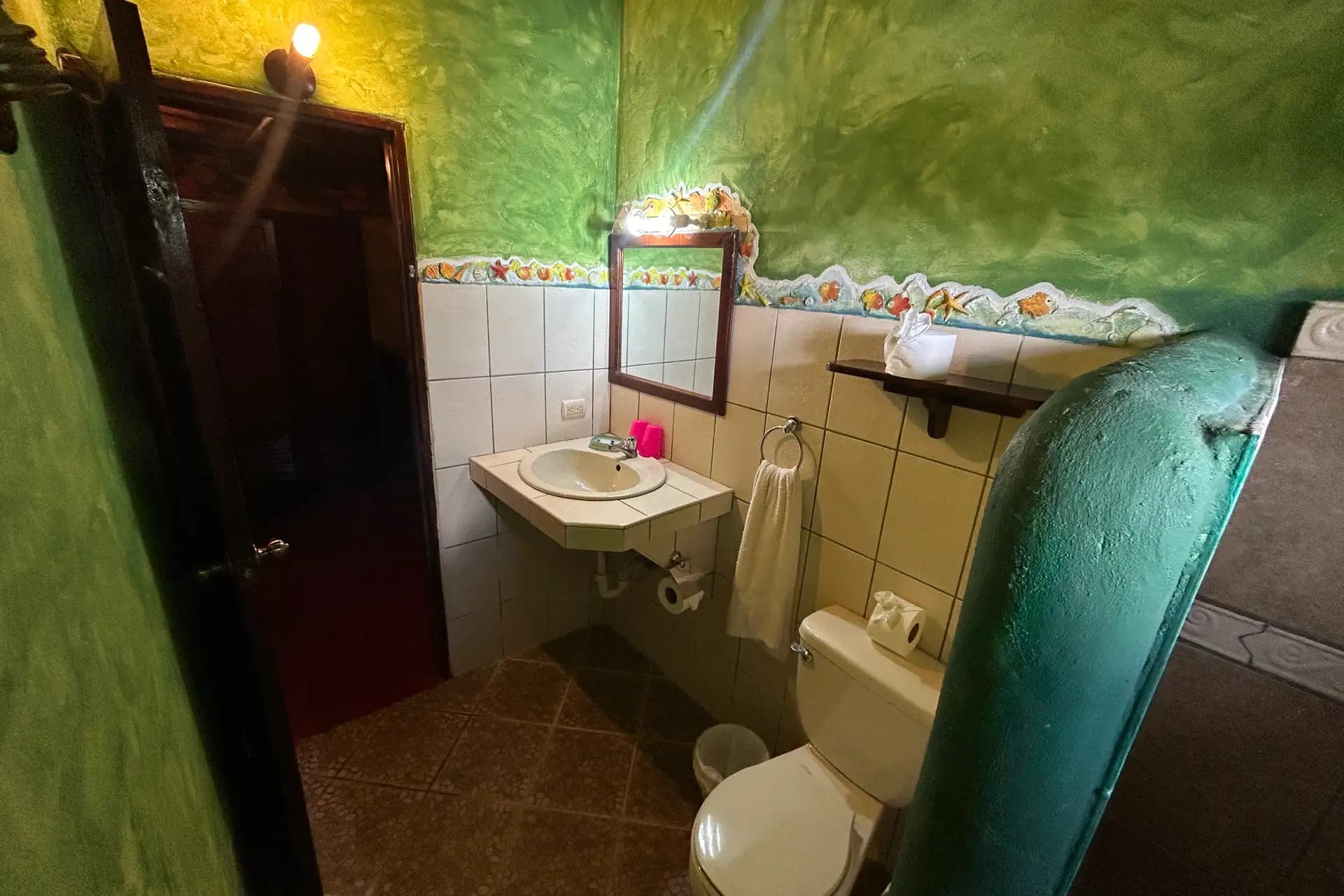 Business Opportunity - Mexican Style Hotel steps away from the Beach، الصورة 15