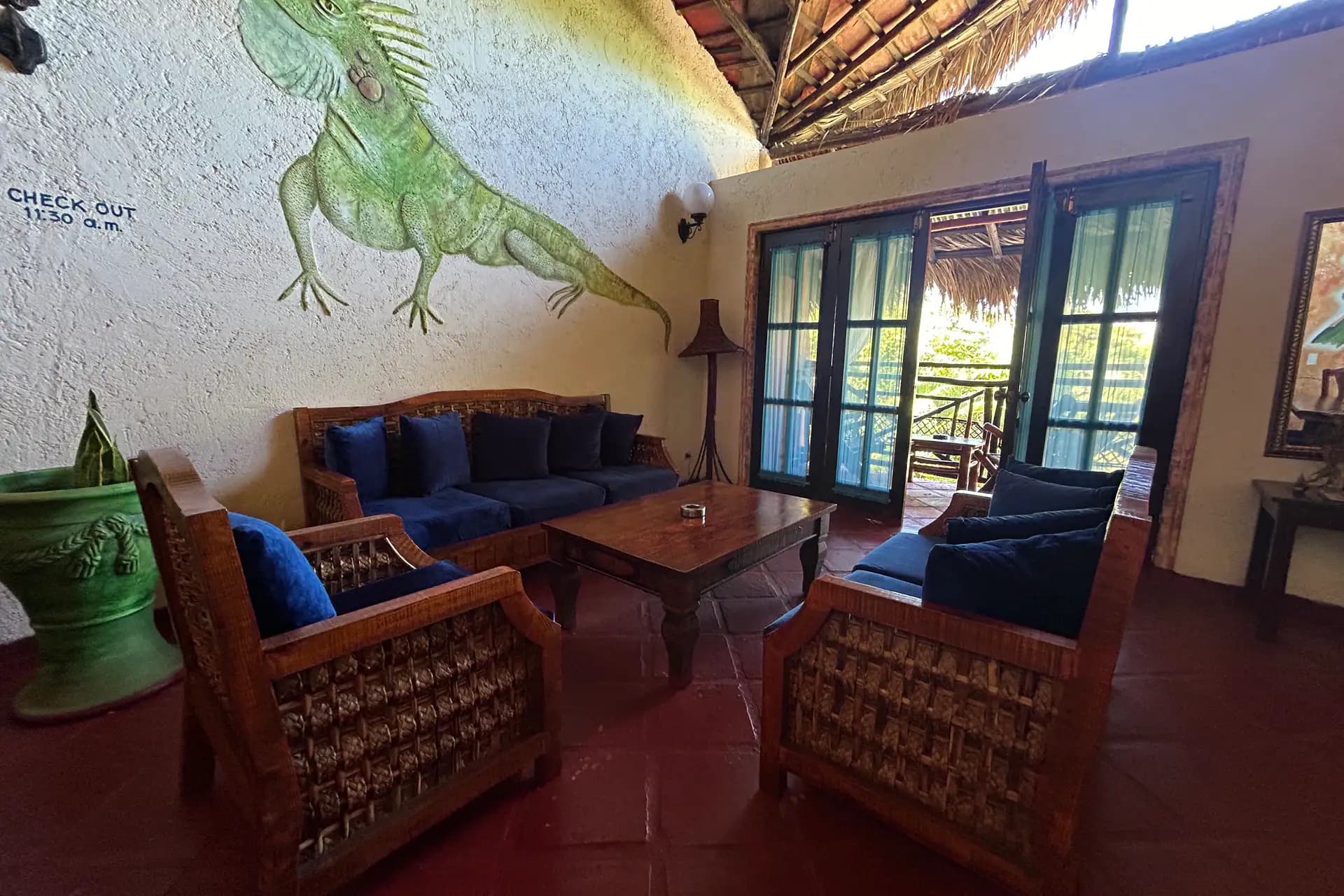 Business Opportunity - Mexican Style Hotel steps away from the Beach، الصورة 24