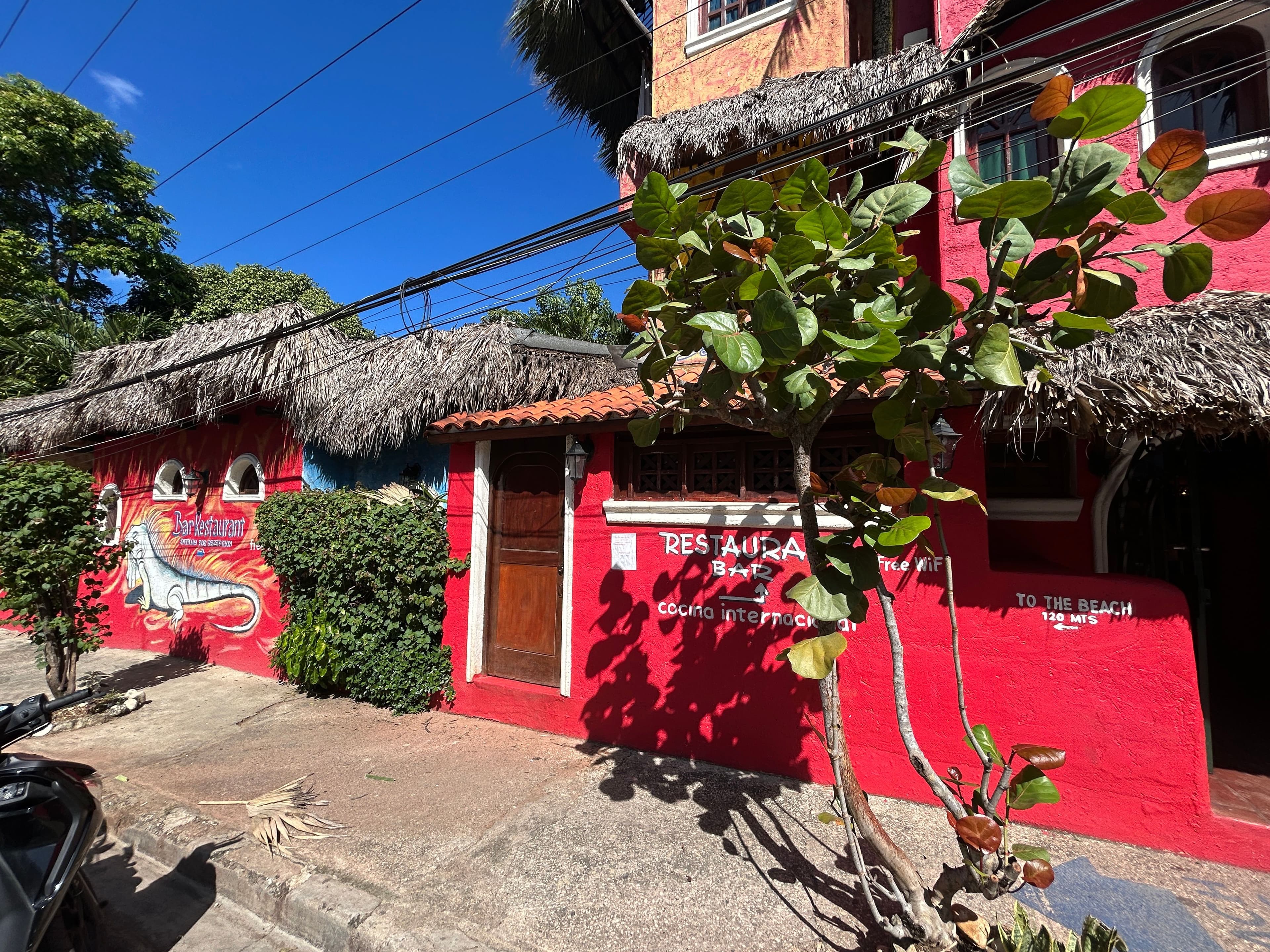 21-Room Mexican-Style Hotel with Courtyard Pool in Sosúa — Exterior