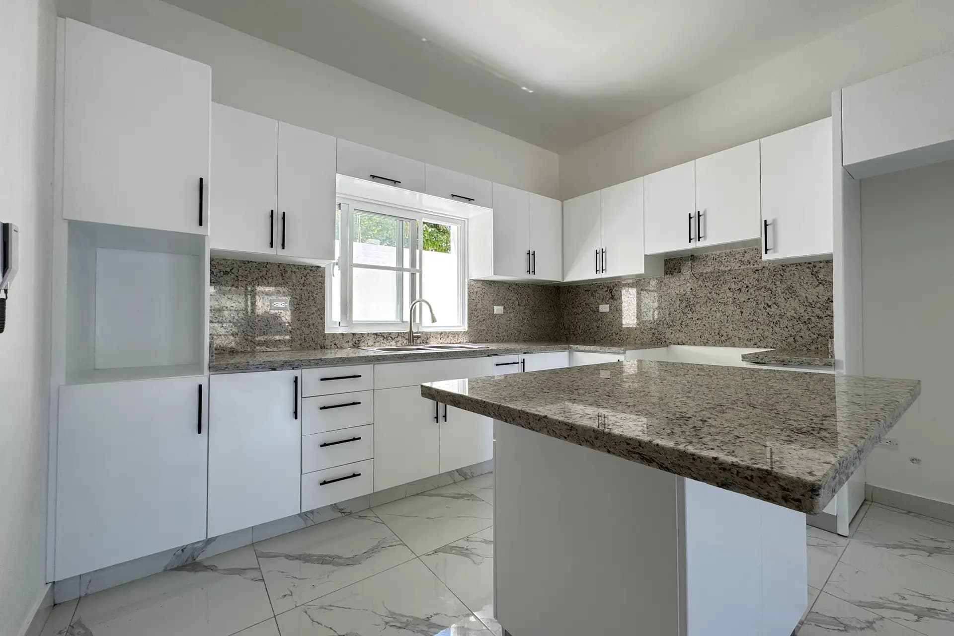 Apartamento de 2 habitaciones en venta en Sosúa – Moderno y luminoso en residencial cerrado, foto 5