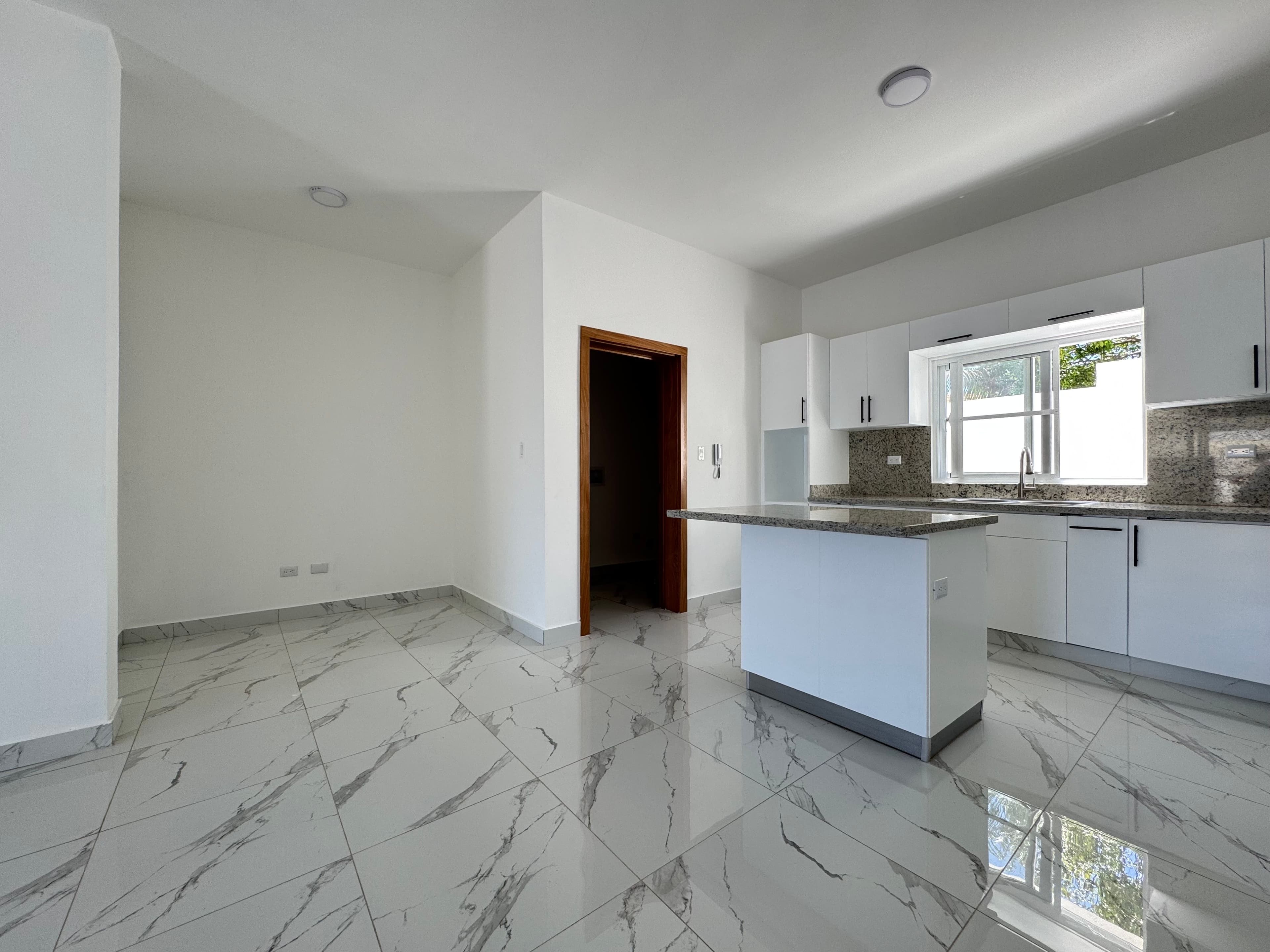 2-Bedroom Apartment with Private Balcony in Sosúa, photo 10
