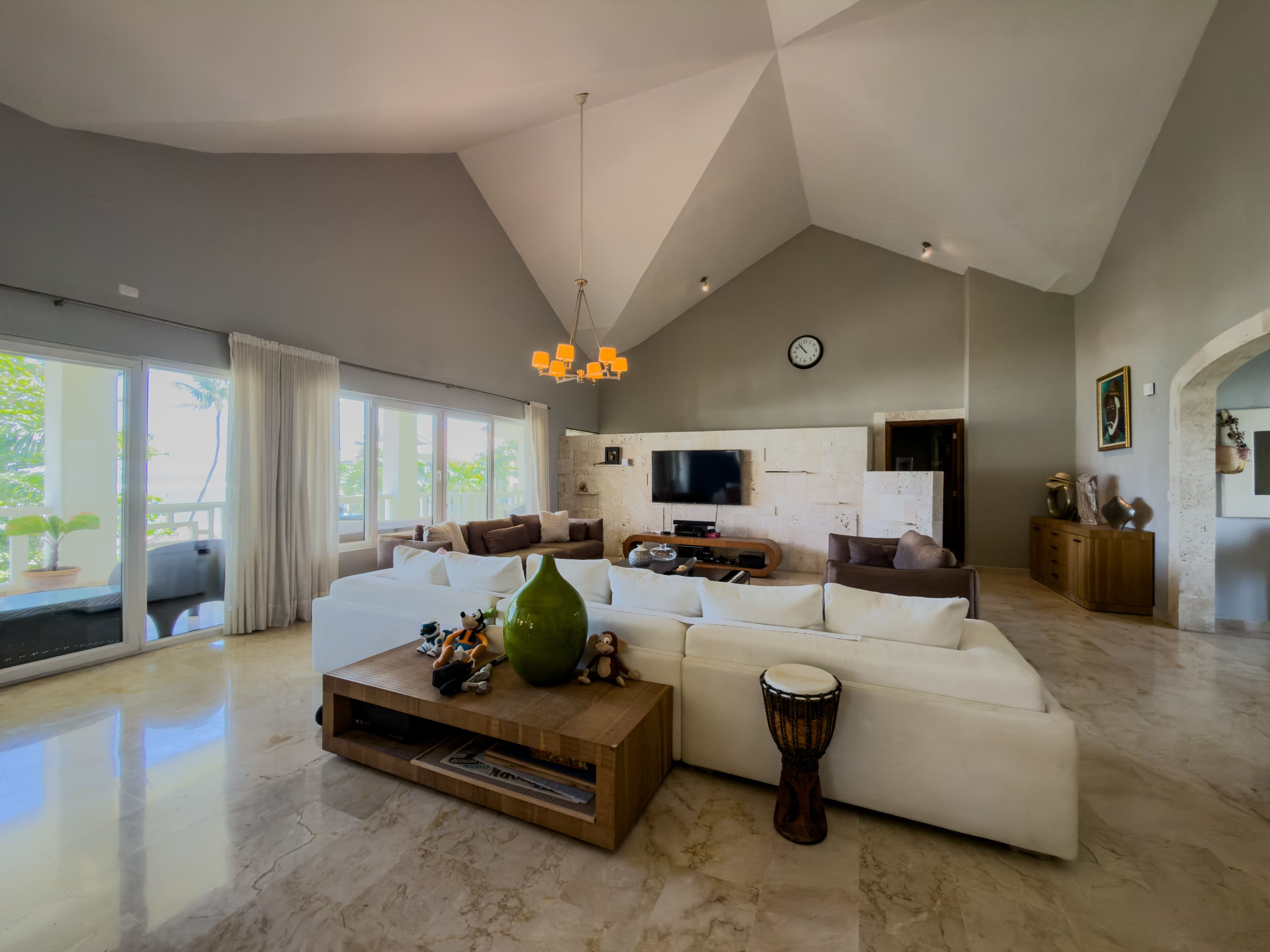 4-Bedroom Beachfront Penthouse with Ocean Terraces in Cabarete, photo 17