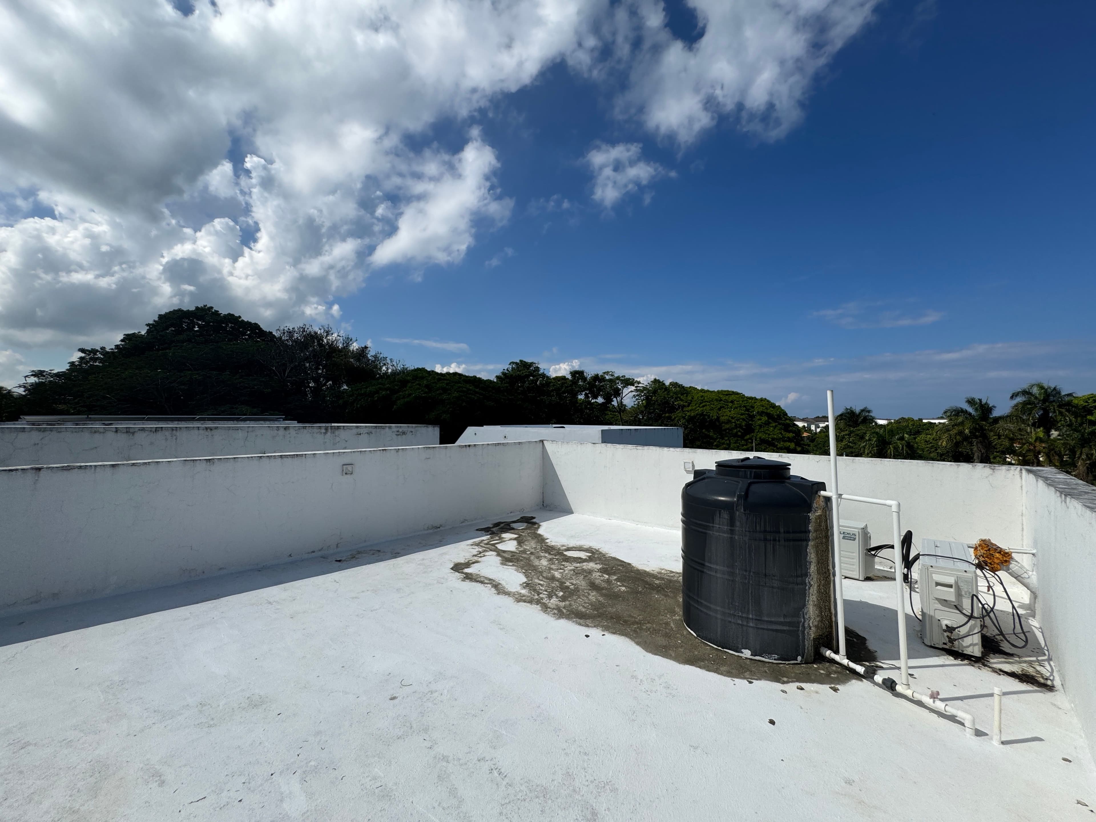 3-Bedroom Townhome with Private Pool in Central Sosúa — Terrace