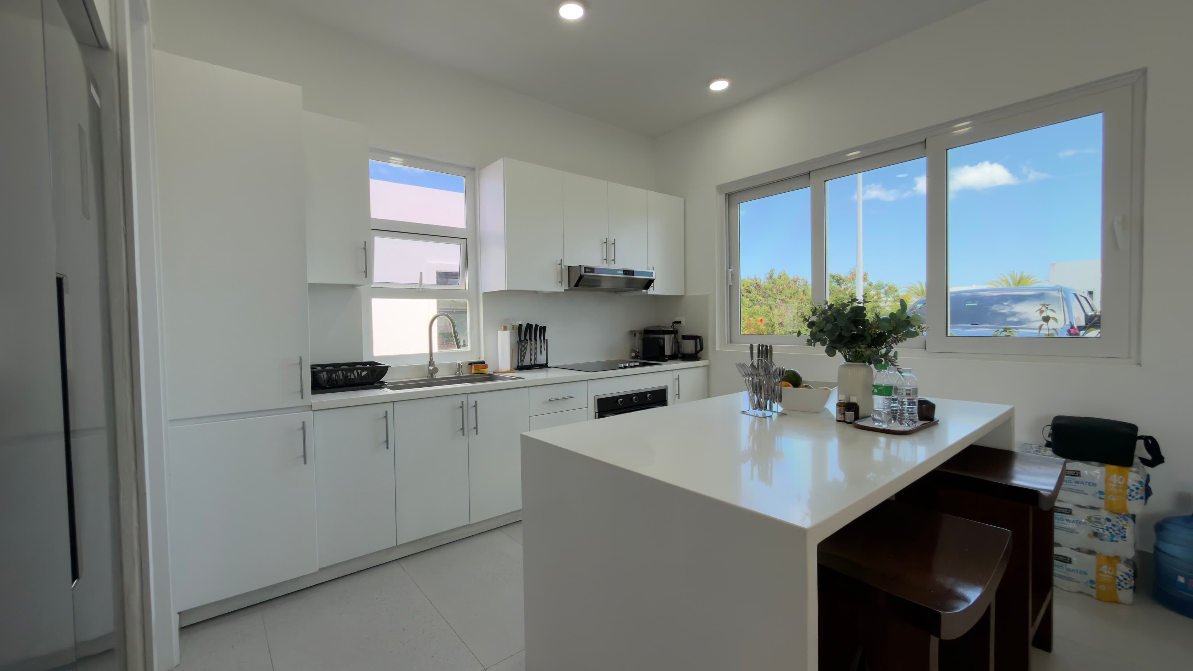 3-Bedroom Furnished Villa with Private Pool in Sosúa Ocean Village — Kitchen