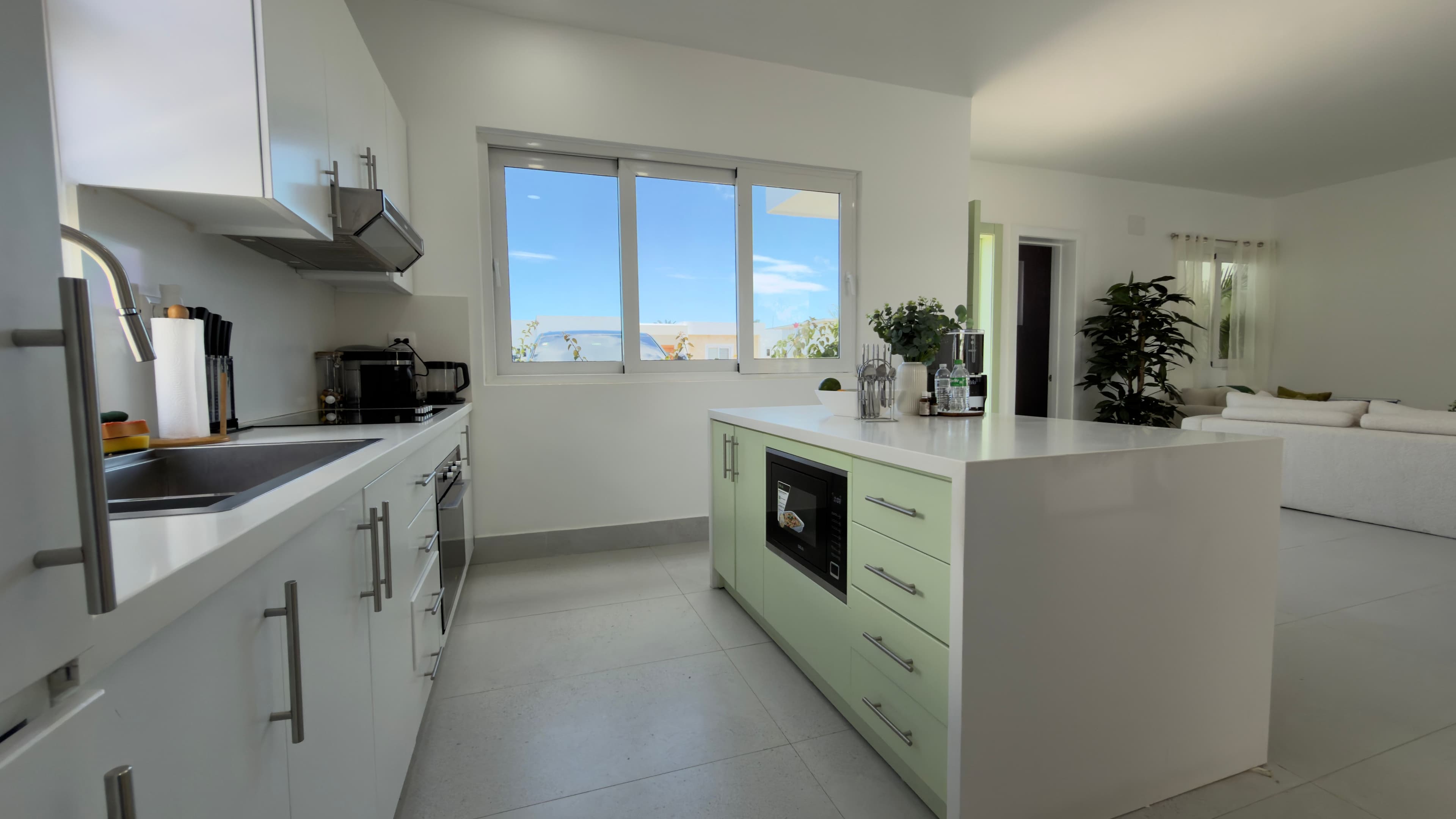 3-Bedroom Furnished Villa with Private Pool in Sosúa Ocean Village — Kitchen