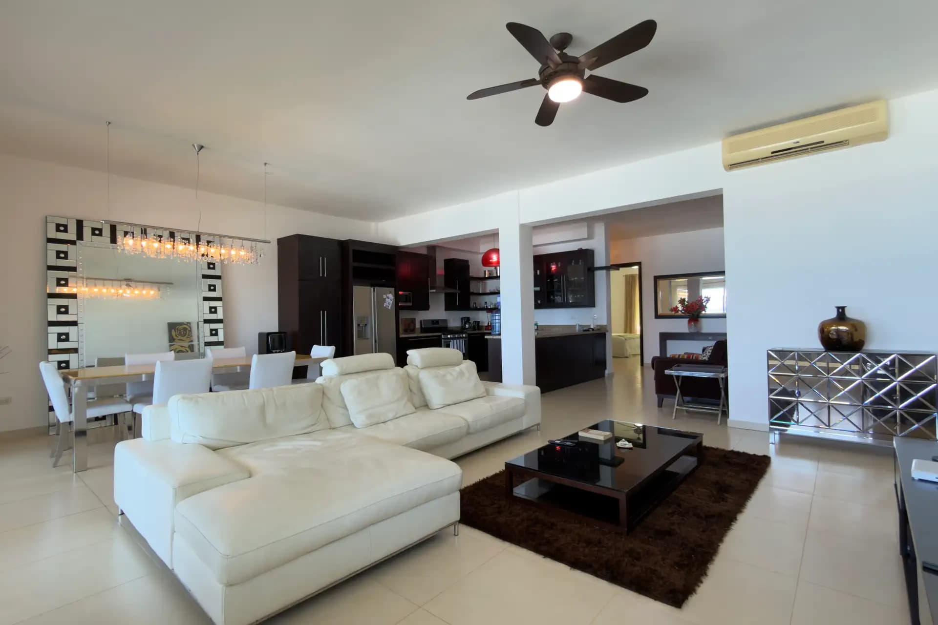 Exclusive Beachfront 3-Bedroom Apartment in Infiniti Blu Sosúa for sale, photo 9