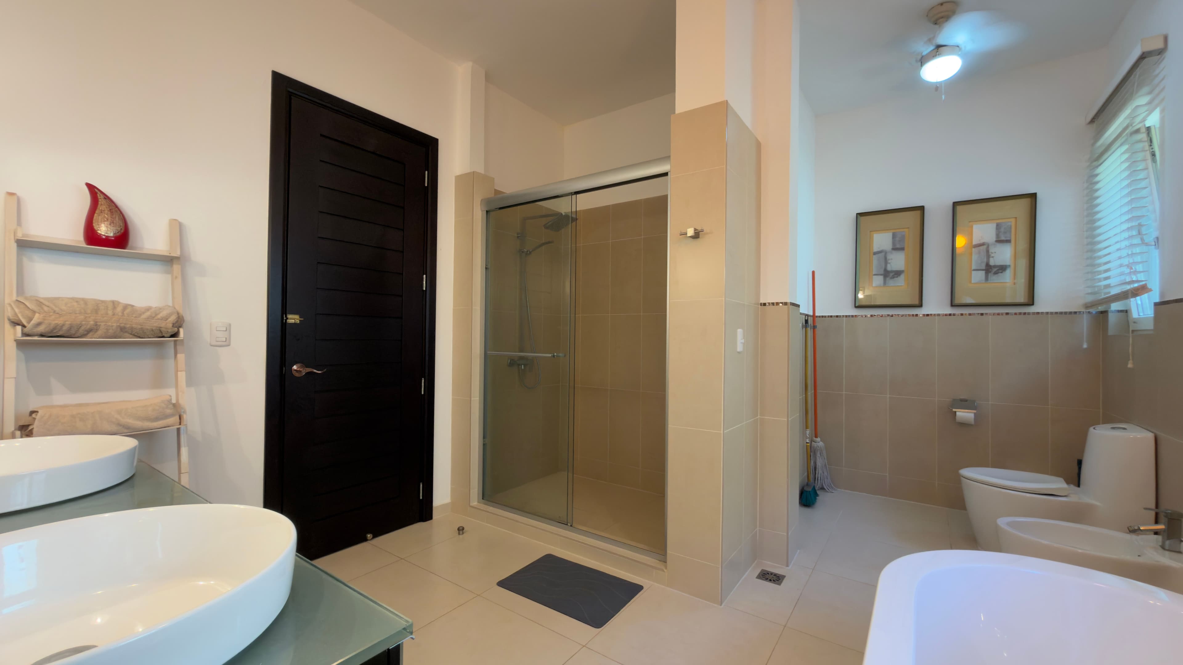 3-Bedroom Beachfront Apartment in Infiniti Blu, Sosúa, photo 16