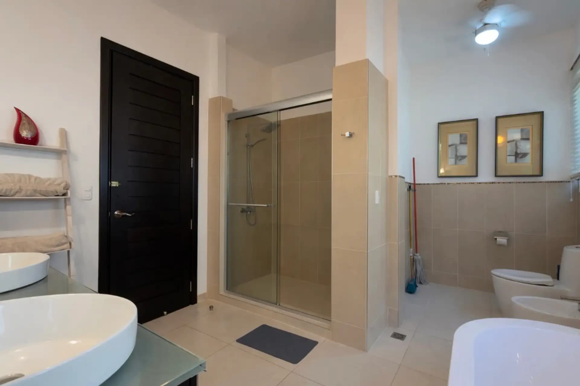 Exclusive Beachfront 3-Bedroom Apartment in Infiniti Blu Sosúa for sale, photo 24