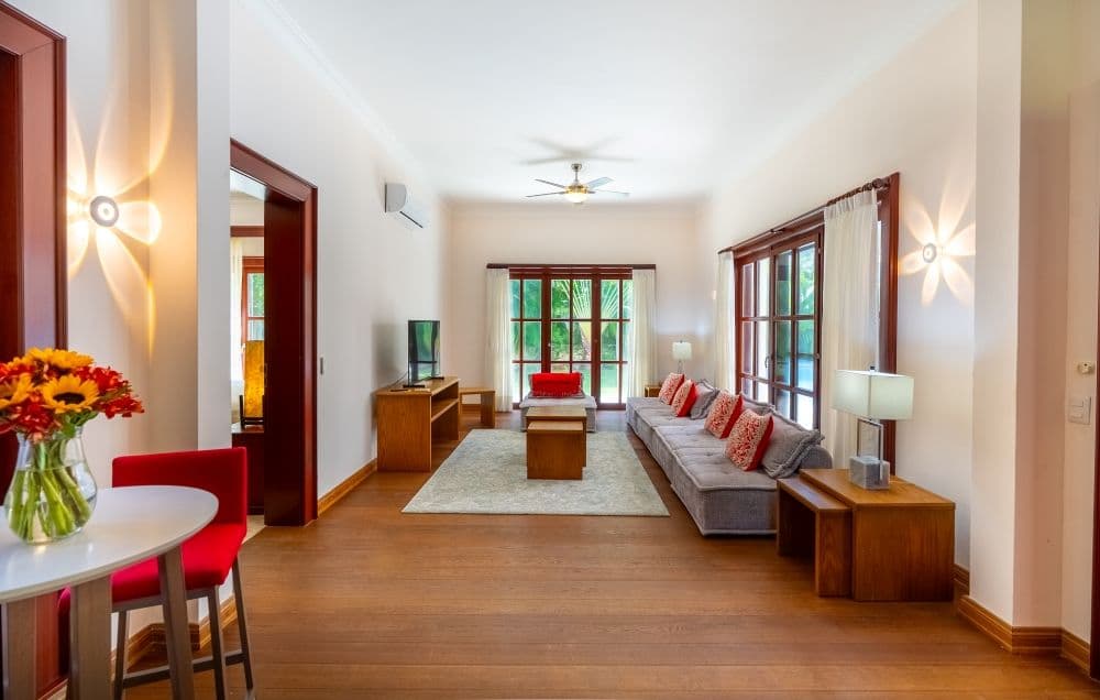 7-Bedroom Villa with Saltwater Pool in Sea Horse Ranch, Cabarete — Living room