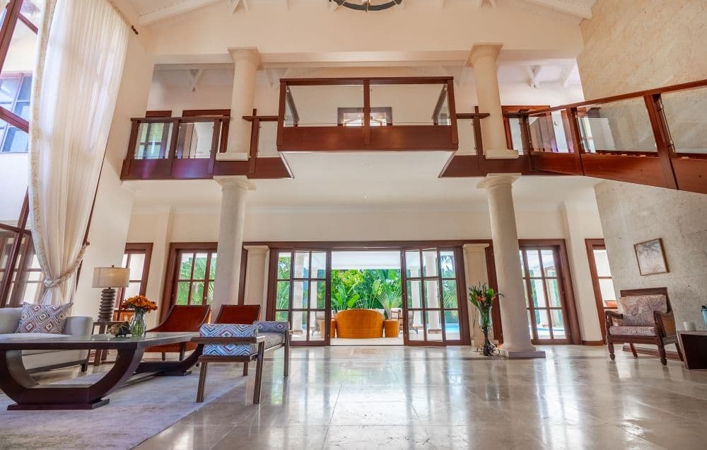 7-Bedroom Villa with Saltwater Pool in Sea Horse Ranch, Cabarete — Living room