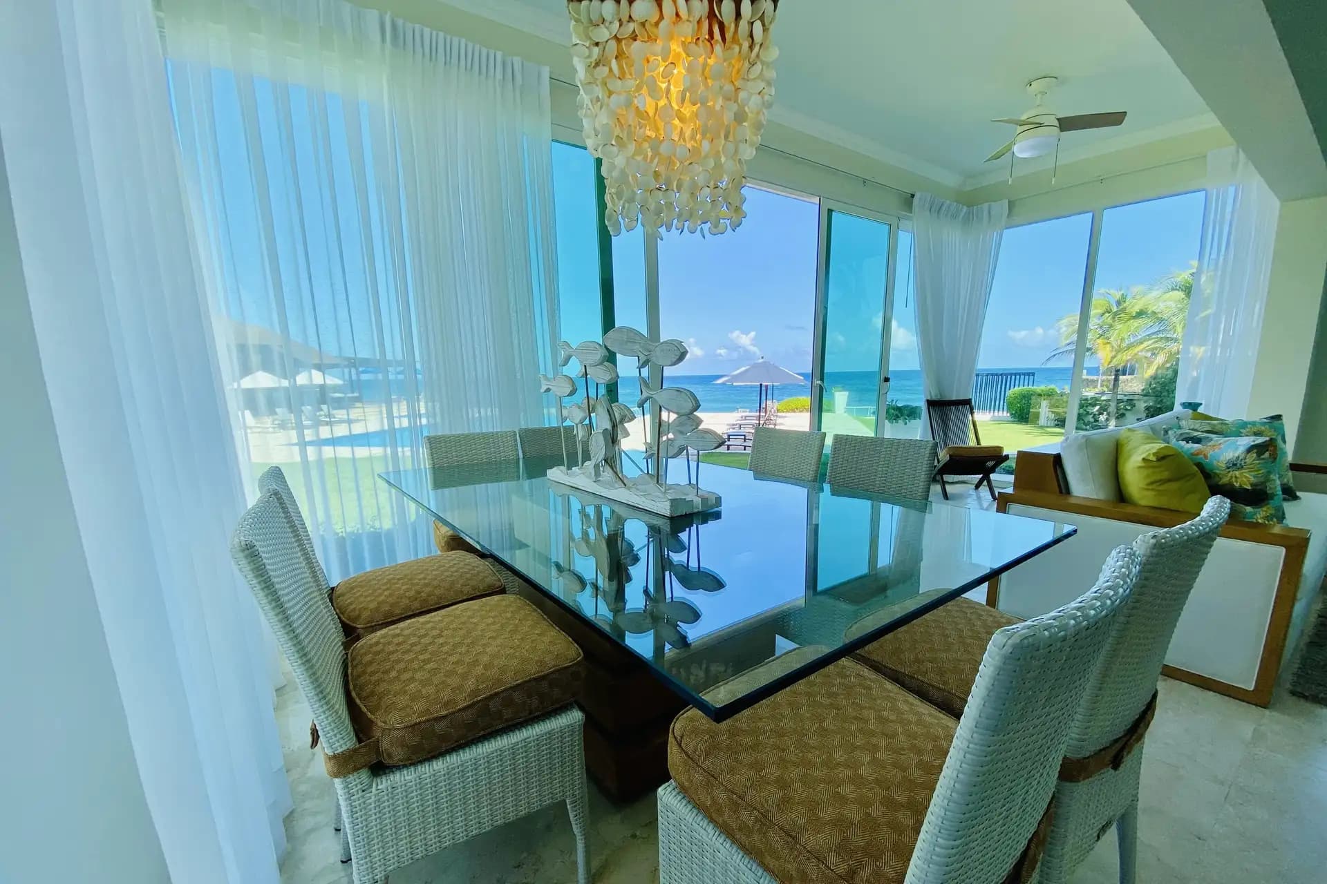 Apartamento de 3 habitaciones en primera línea en Laguna Beach, foto 3