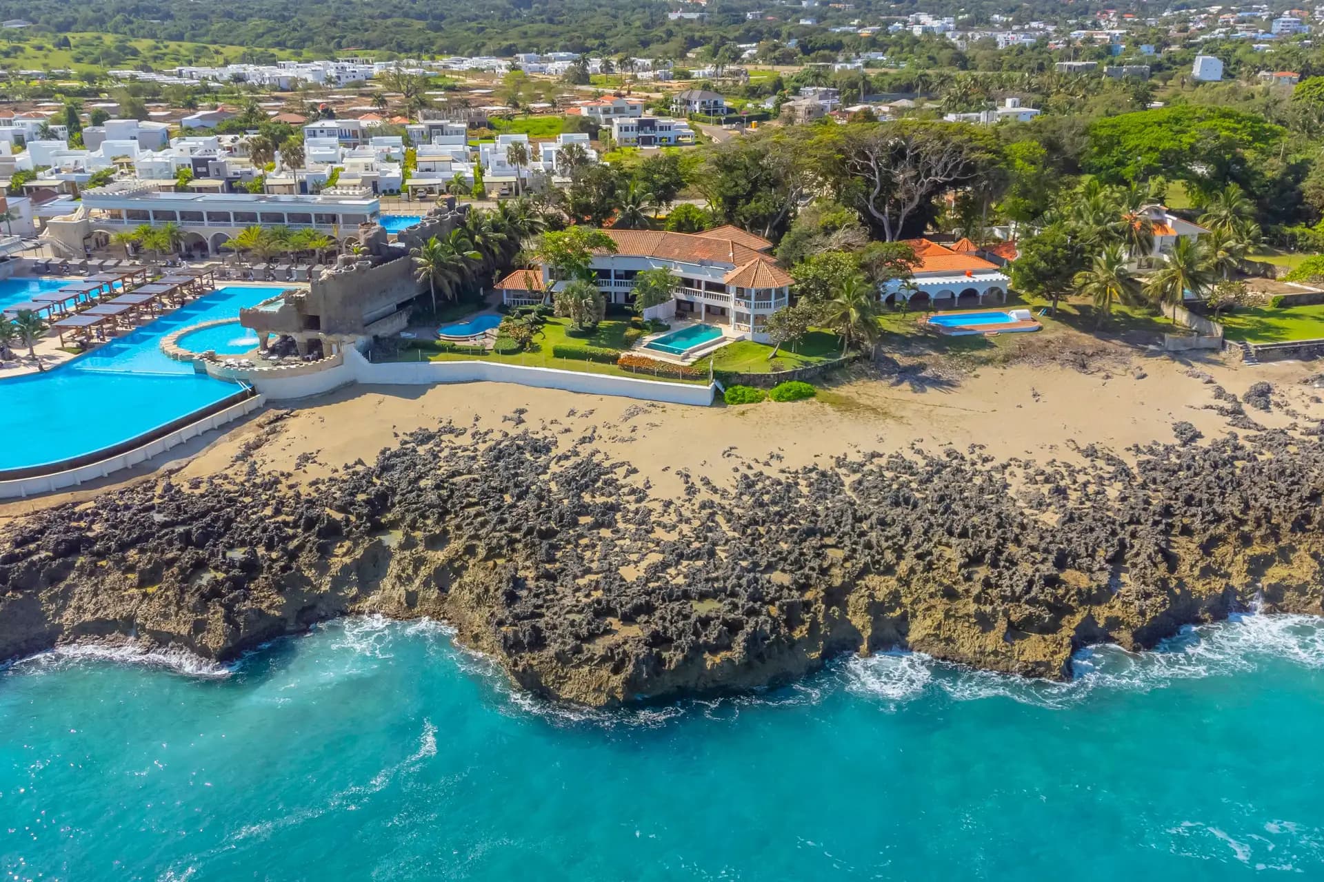Вілла на першій лінії на продаж у Playa Chiquita, Сосуа – елітна садиба з 8 спальнями, фото 2