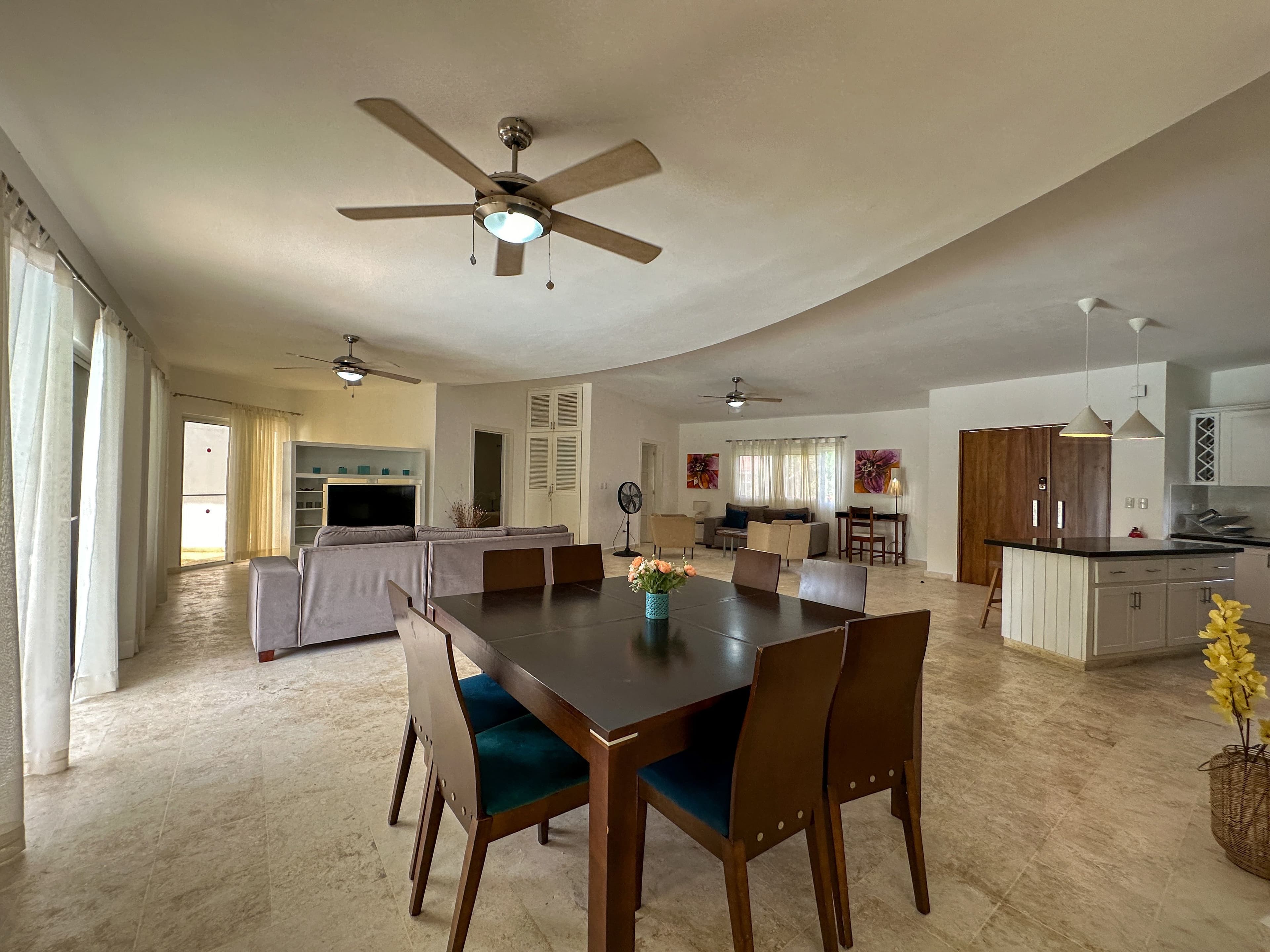 4-Bedroom Villa with Private Pool in Casa Linda, Sosúa — Open living & dining area