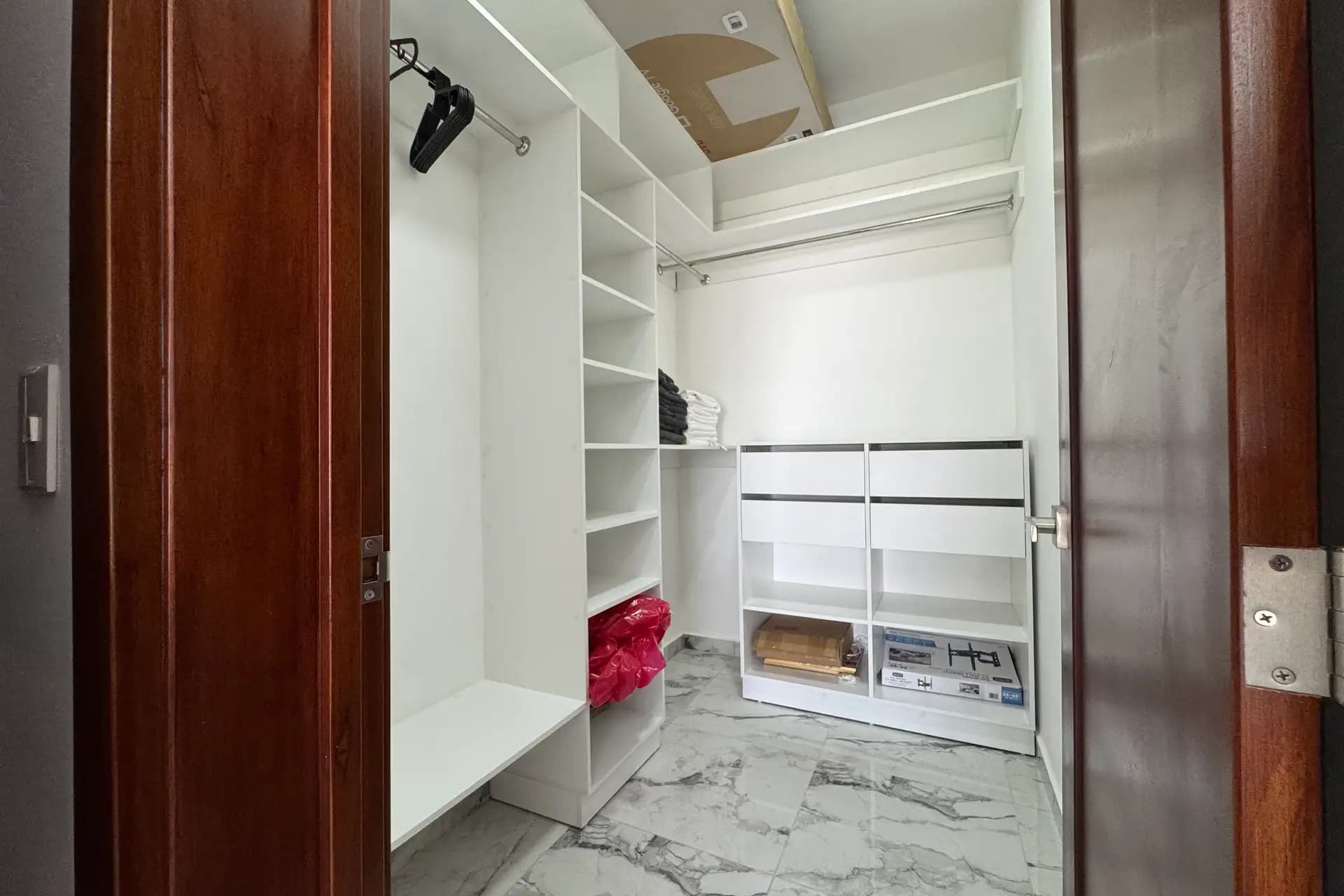 Villa moderna de lujo de 3 habitaciones con piscina privada en venta en Sosúa Ocean Village, foto 9