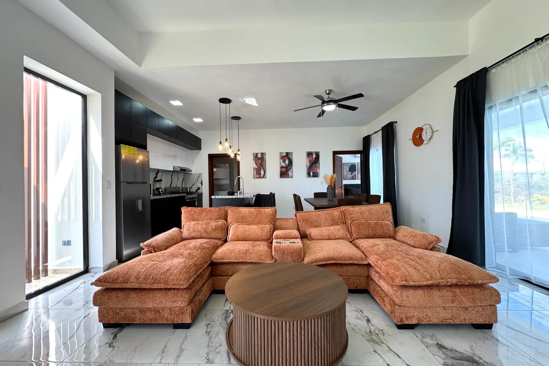 Villa moderna de lujo de 3 habitaciones con piscina privada en venta en Sosúa Ocean Village, foto 2