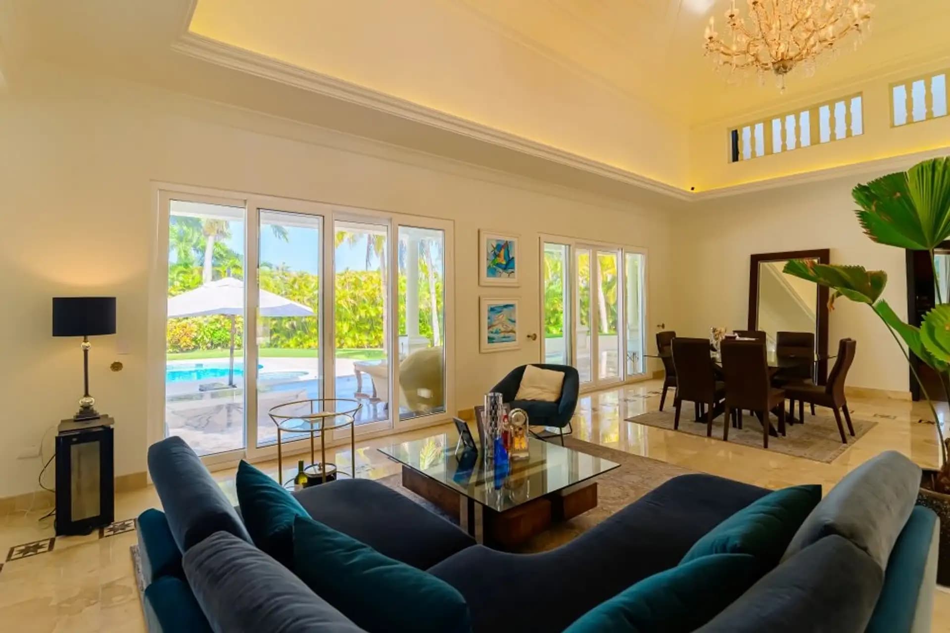 Villa Soleil – Élégant domaine de 5 chambres à Sea Horse Ranch sur un double terrain, photo 8