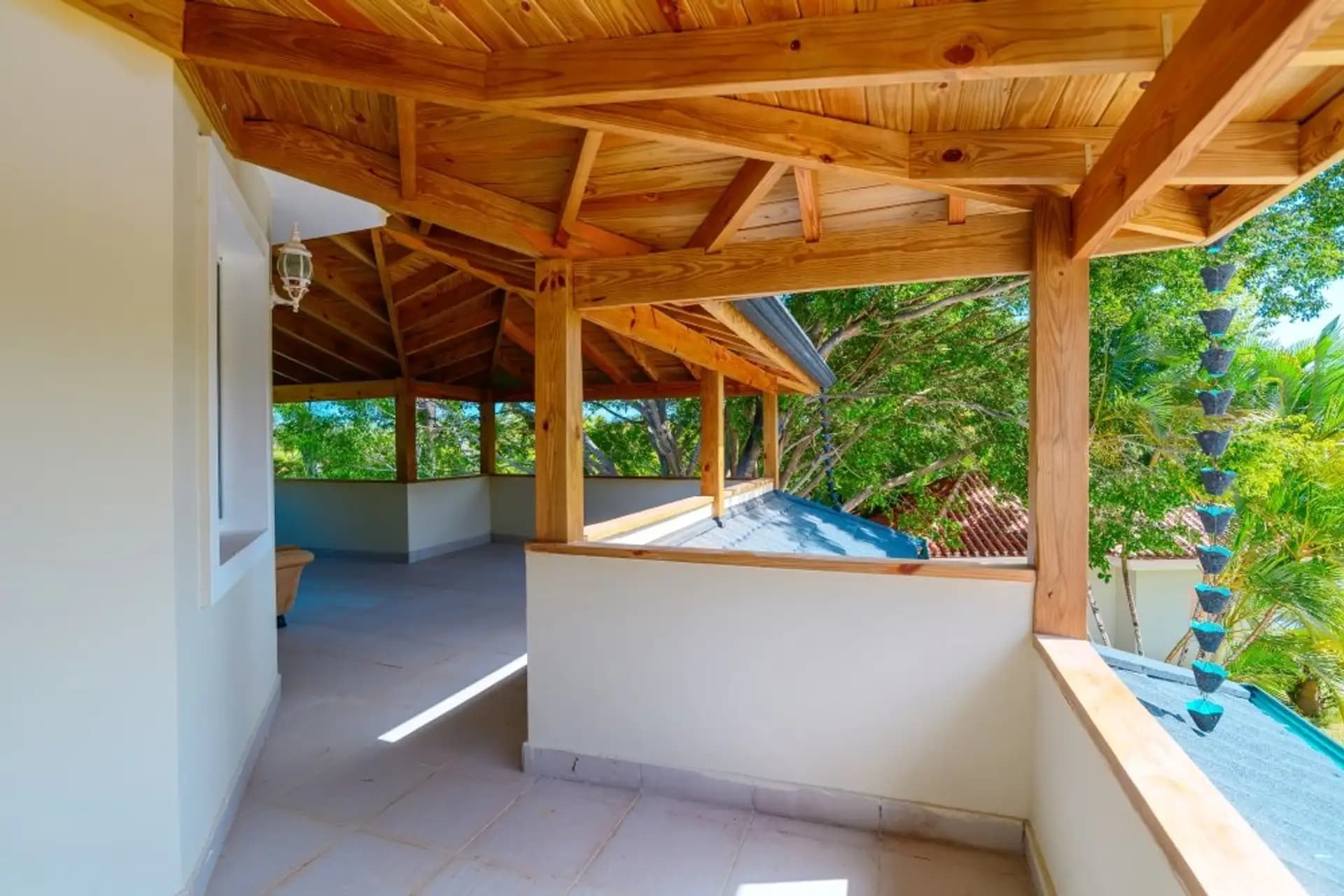 Villa Soleil – Élégant domaine de 5 chambres à Sea Horse Ranch sur un double terrain, photo 12