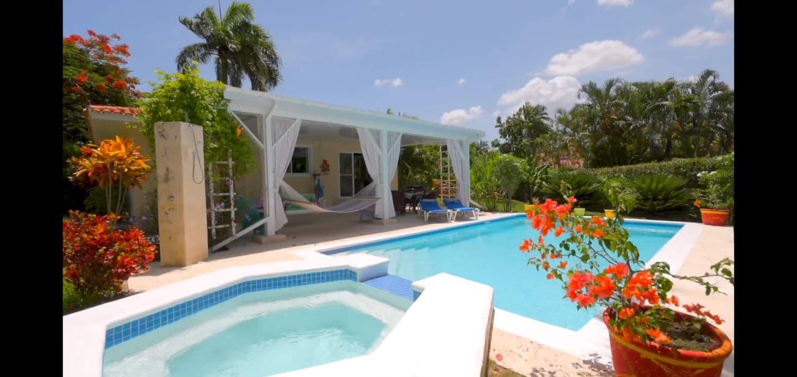 2-Bedroom Villa with Pool and Large Garden in Casa Linda, Sosúa — Pool