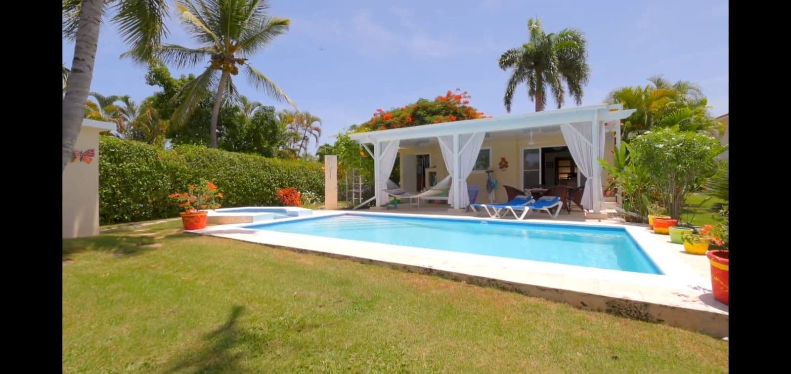 2-Bedroom Villa with Pool and Large Garden in Casa Linda, Sosúa — Pool