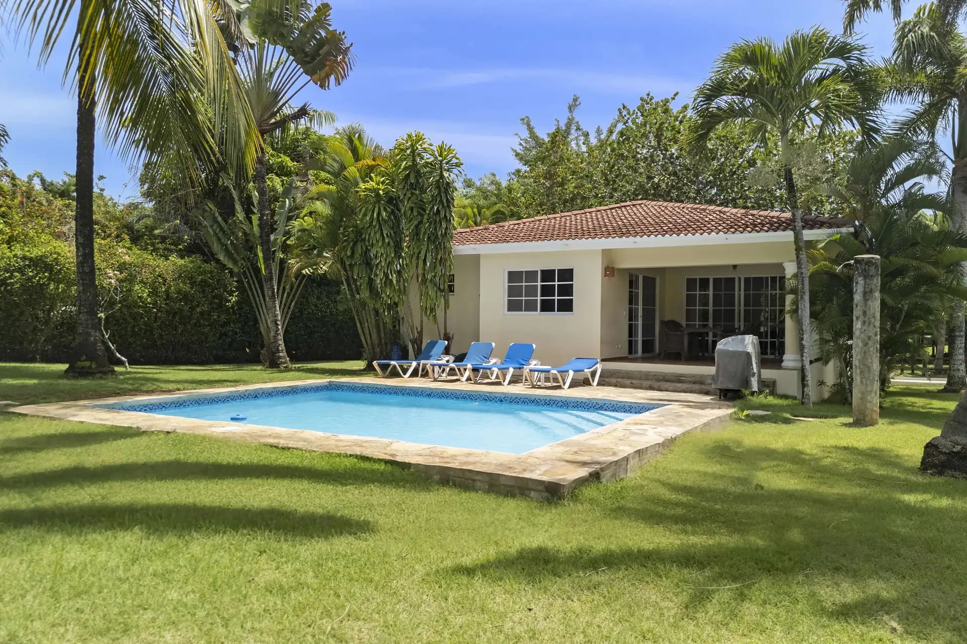 2-Bedroom Expanded Colibri Villa with Pool in Residencial Hispaniola, Sosúa