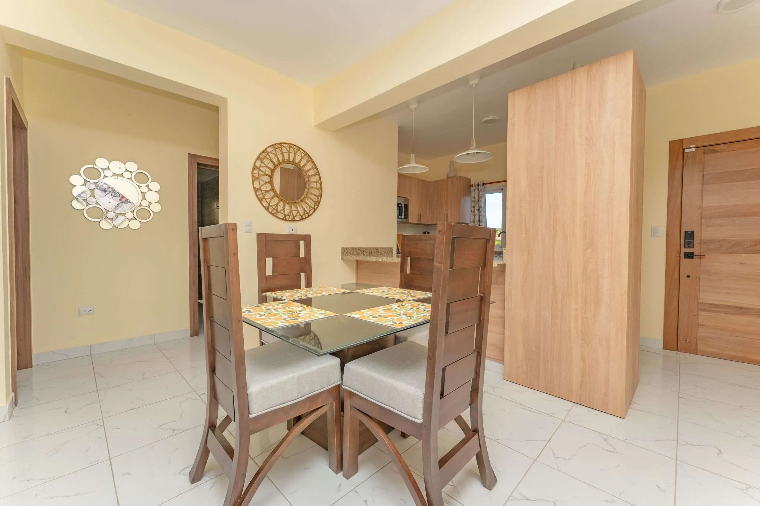 Appartement 2 chambres en rez-de-chaussée avec terrasse privée à Sosúa — Dining room