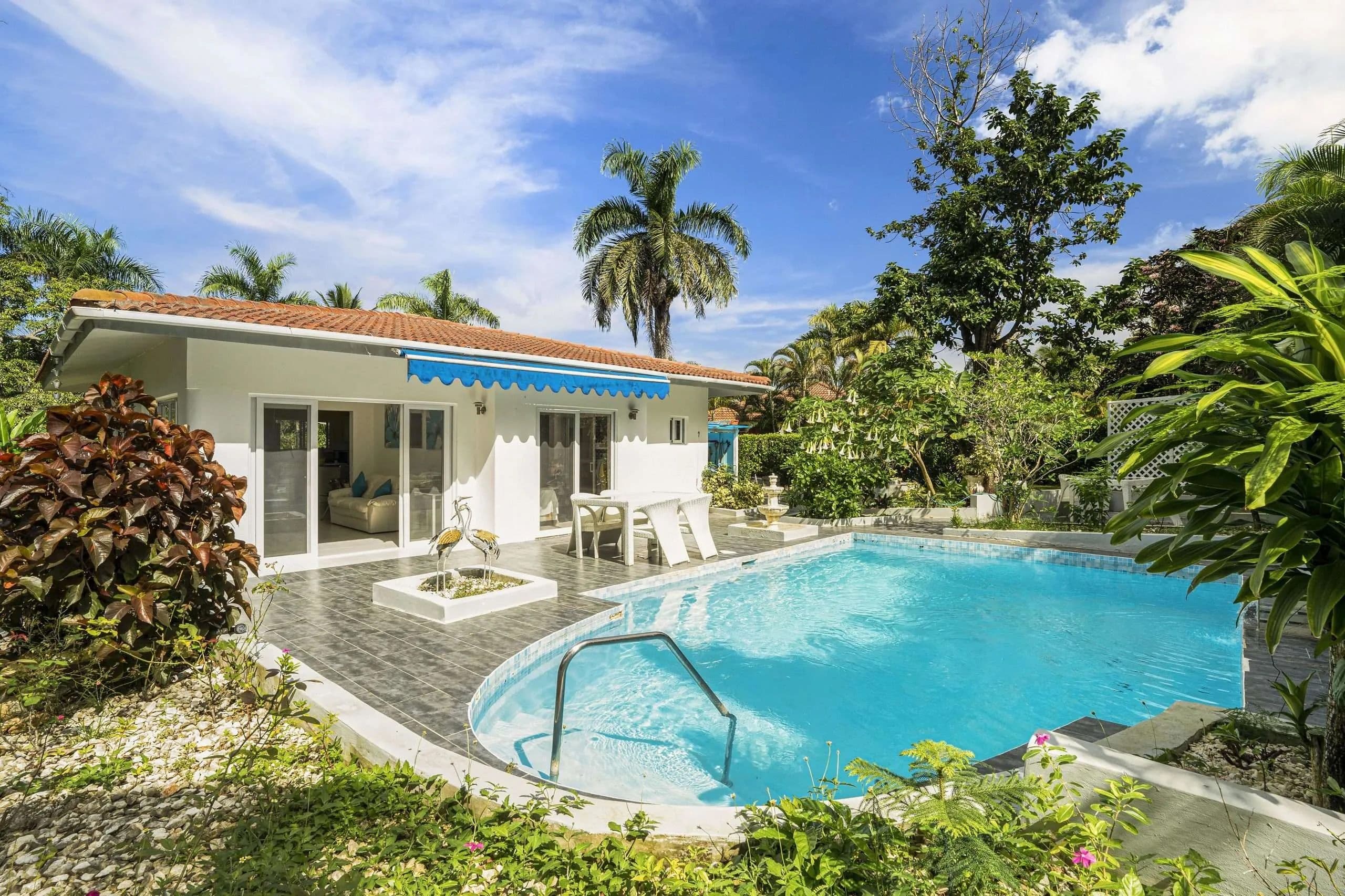 2-Bedroom Colibri Villa with Private Pool in Sosúa — Pool