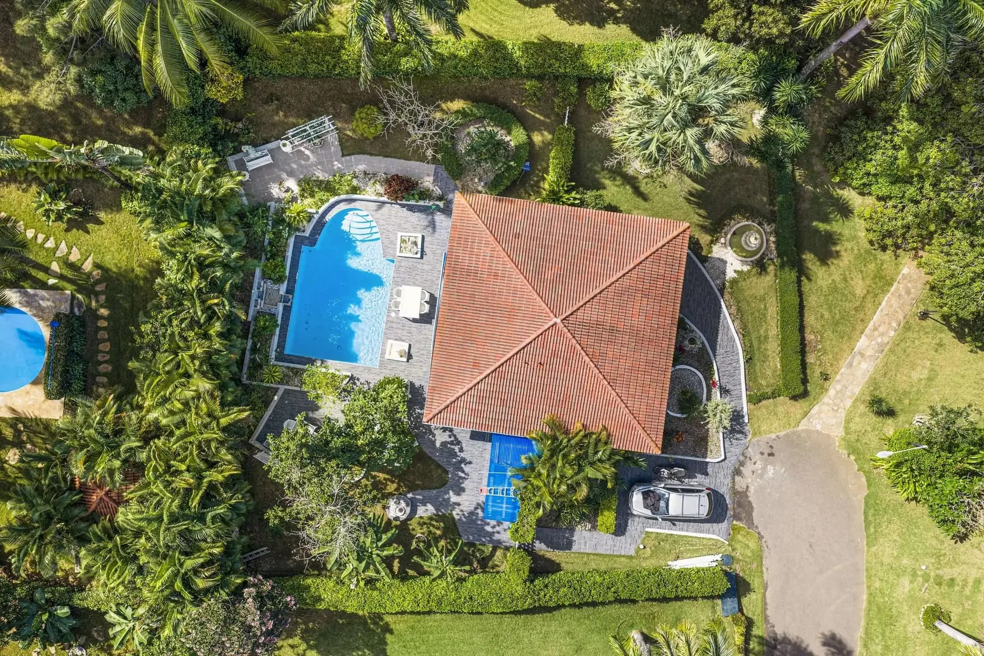 2-Bedroom Colibri Villa with Private Pool in Sosúa — Garden