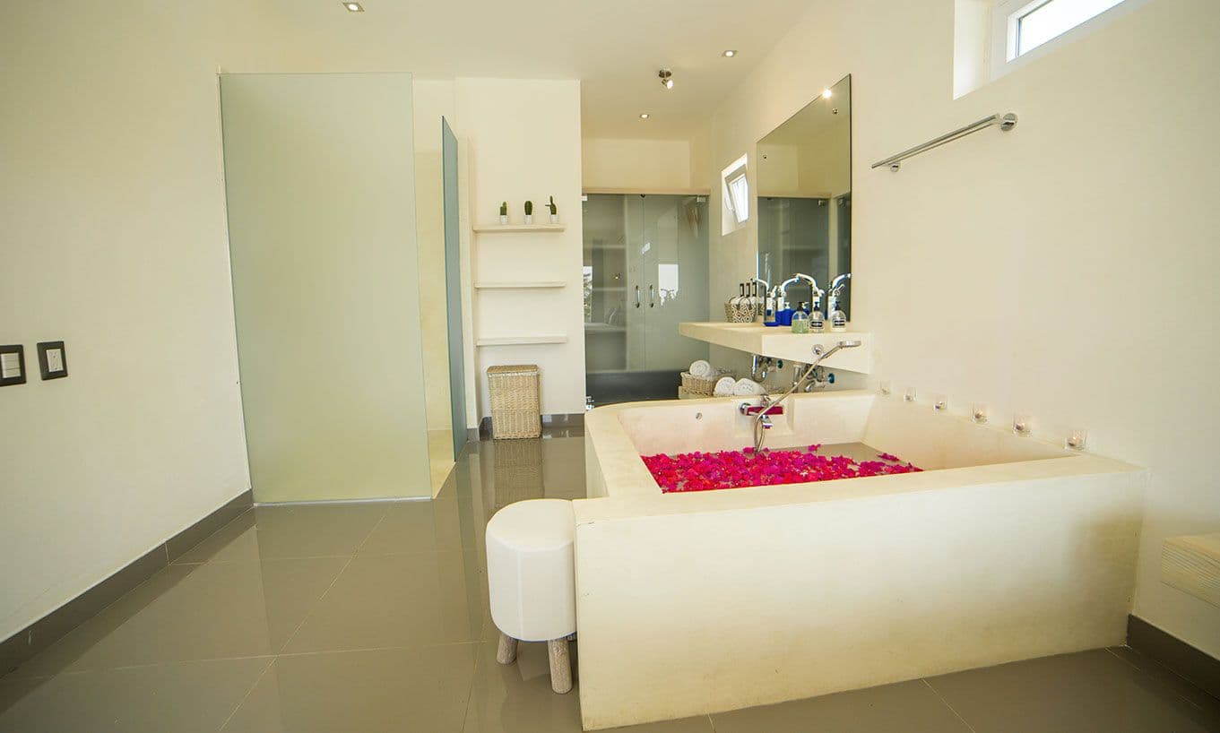 2-Bedroom Villa with Private Pool in Agua Dulce, Sosúa — Bathroom
