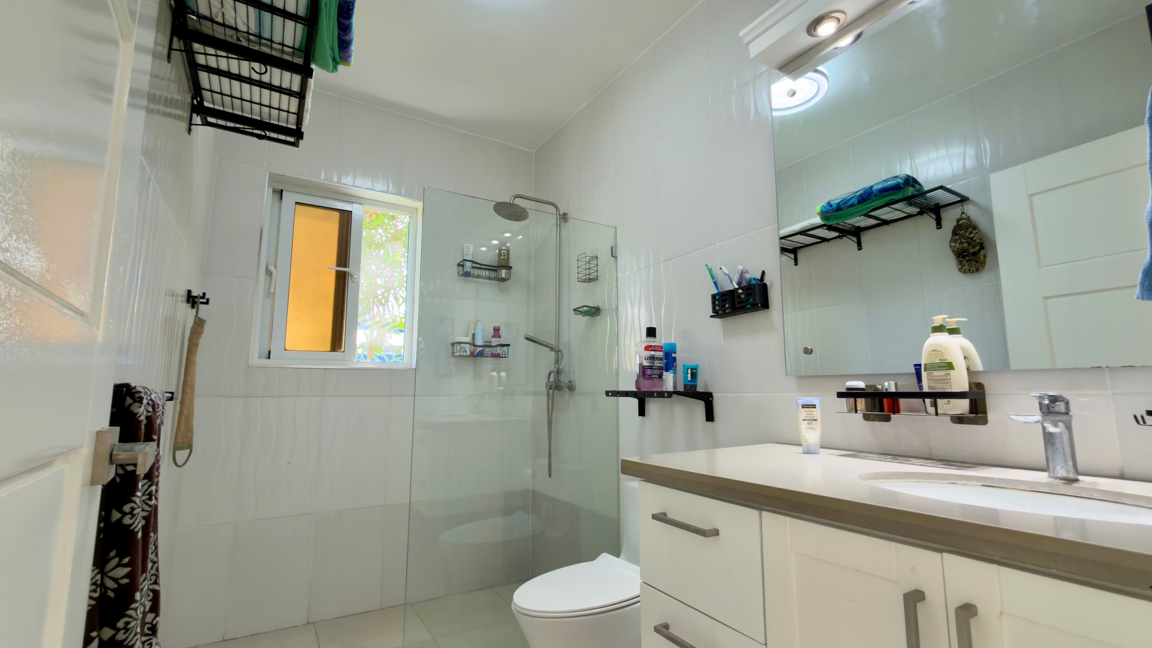 3-Bedroom Ocean View Villa with Pool in Casa Linda, Sosúa — Bad