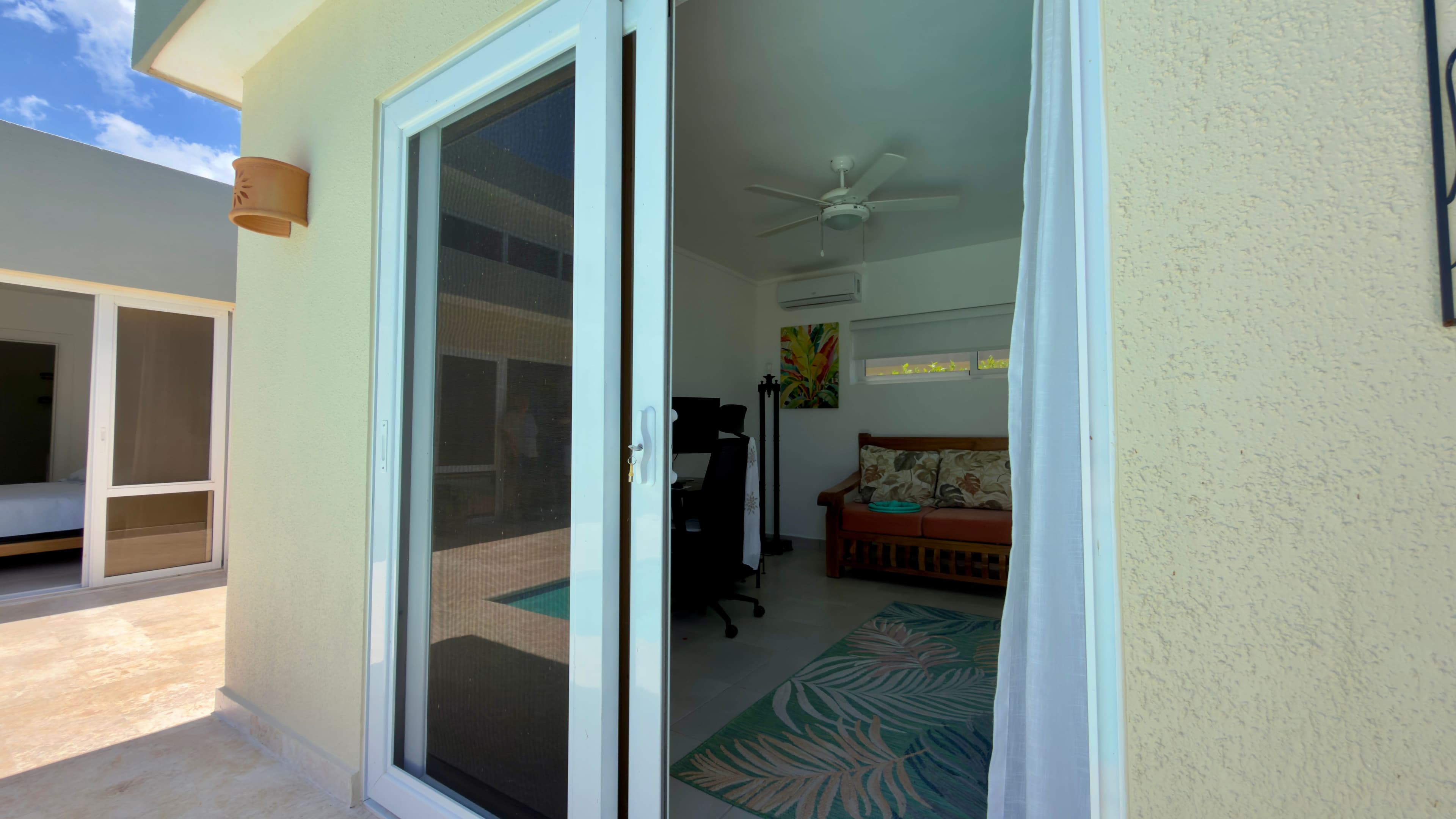 3-Bedroom Ocean View Villa with Pool in Casa Linda, Sosúa — Arbeitszimmer