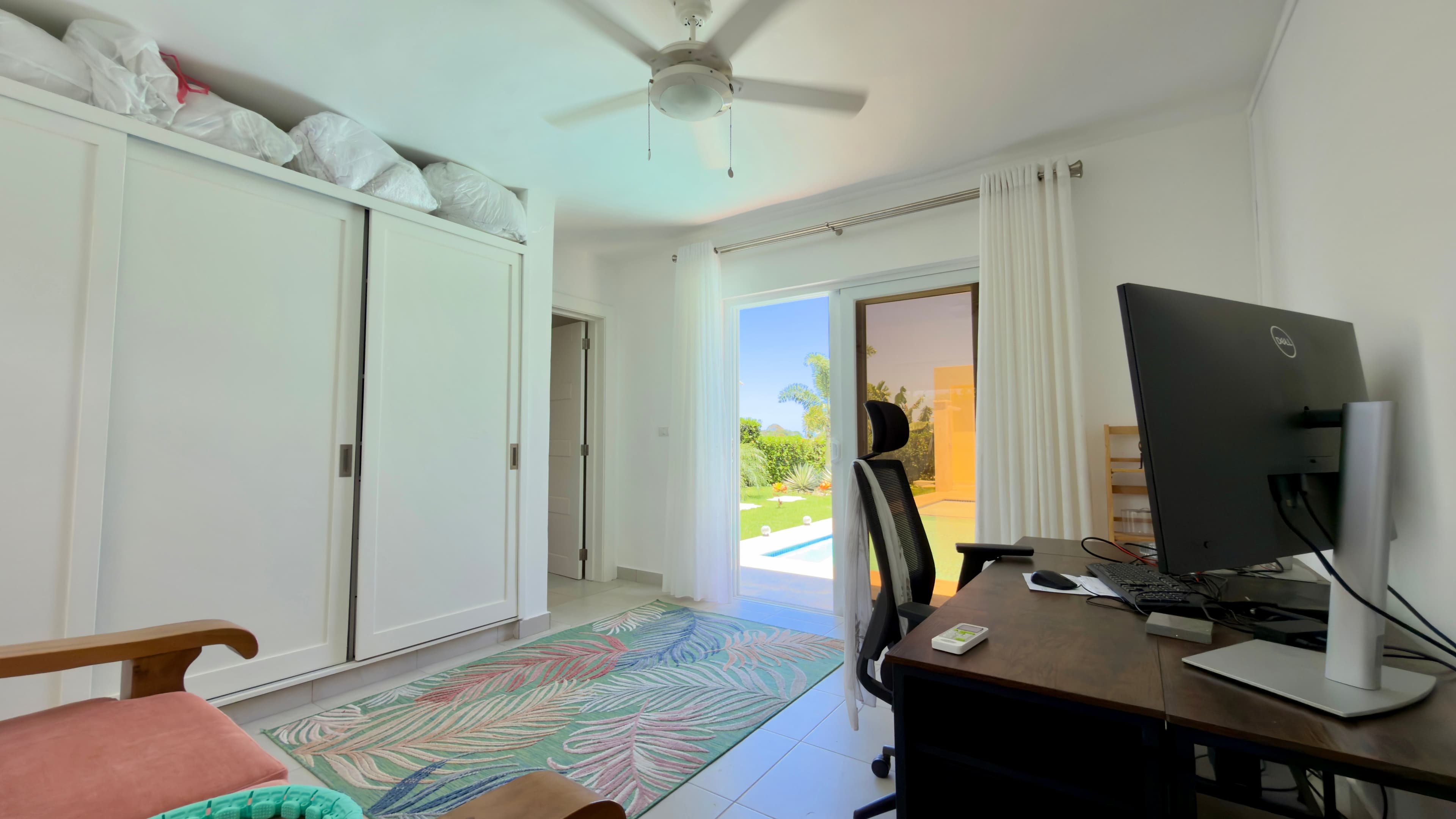 3-Bedroom Ocean View Villa with Pool in Casa Linda, Sosúa — Arbeitszimmer