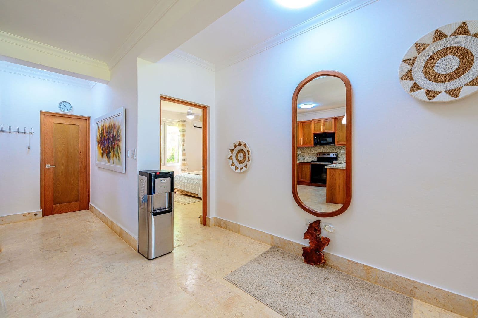 2-Bedroom Ocean-View Apartment at Hispaniola Beach, Sosúa — Hallway