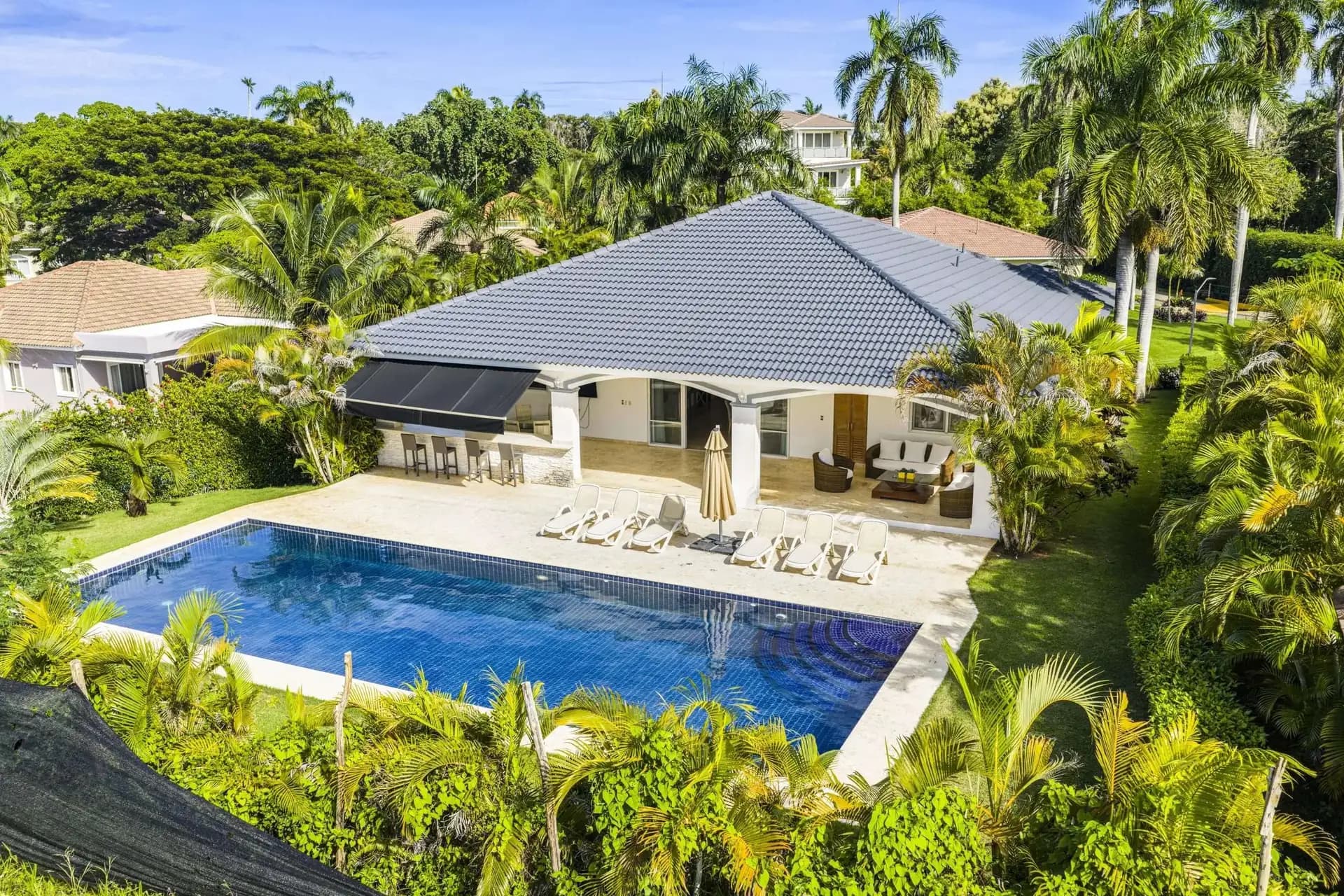 4-Bedroom Furnished Villa with Private Pool in Sosúa — Pool