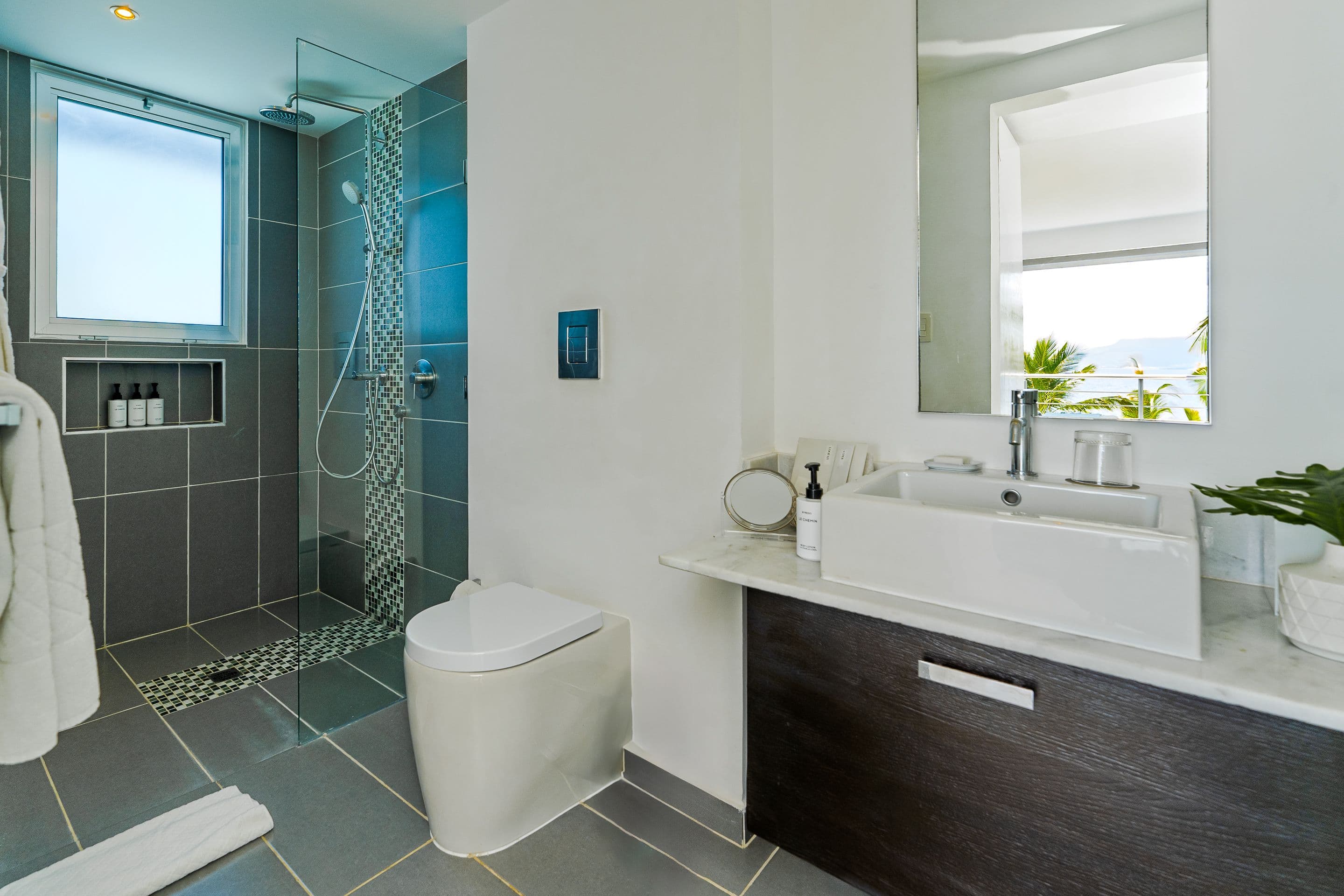 Penthouse am Meer mit 4 Schlafzimmern und Tauchbecken auf dem Dach in Sosúa — Bad