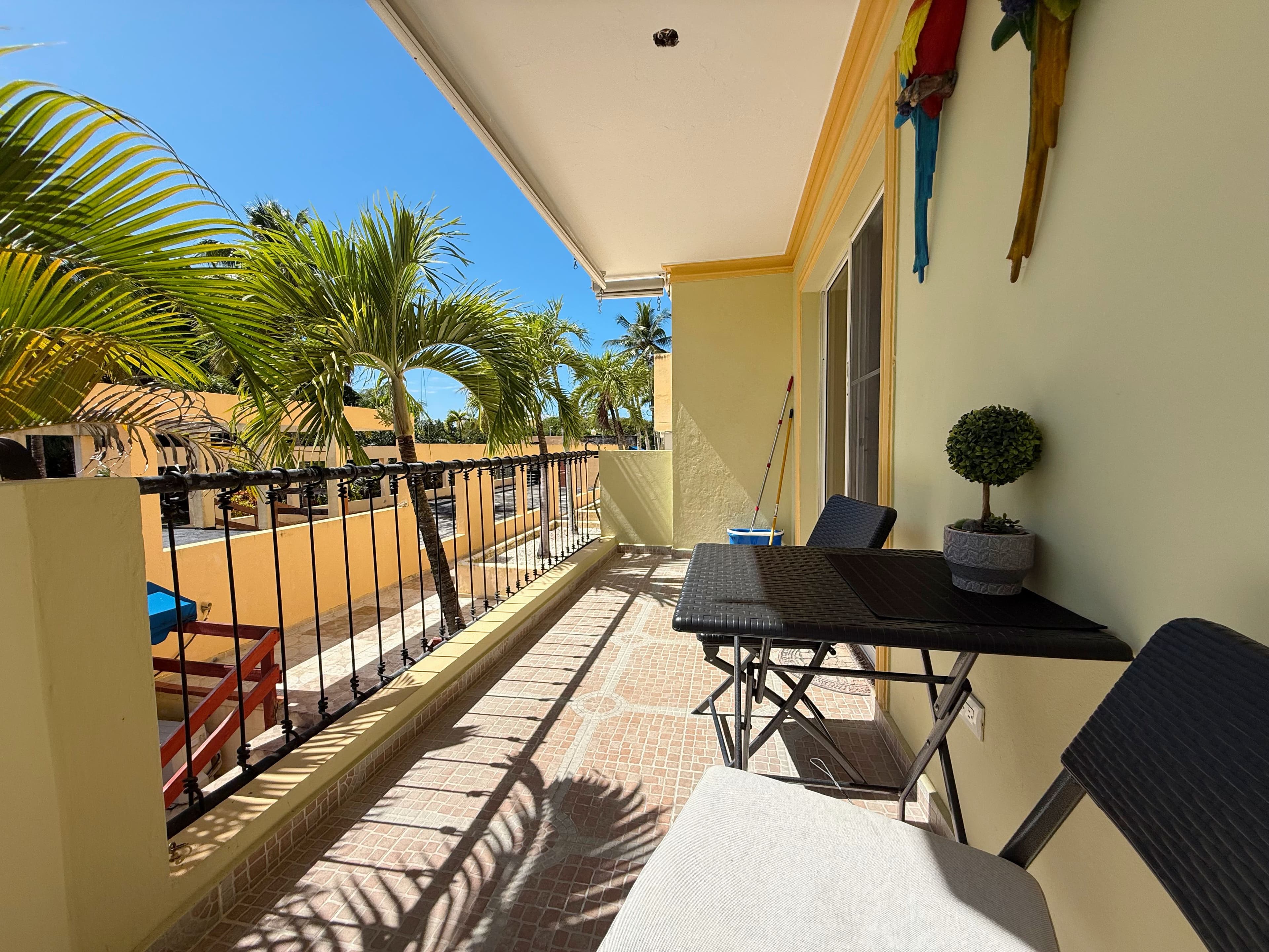 Appartement meublé 1 chambre avec grand balcon au centre de Sosúa — Balcony