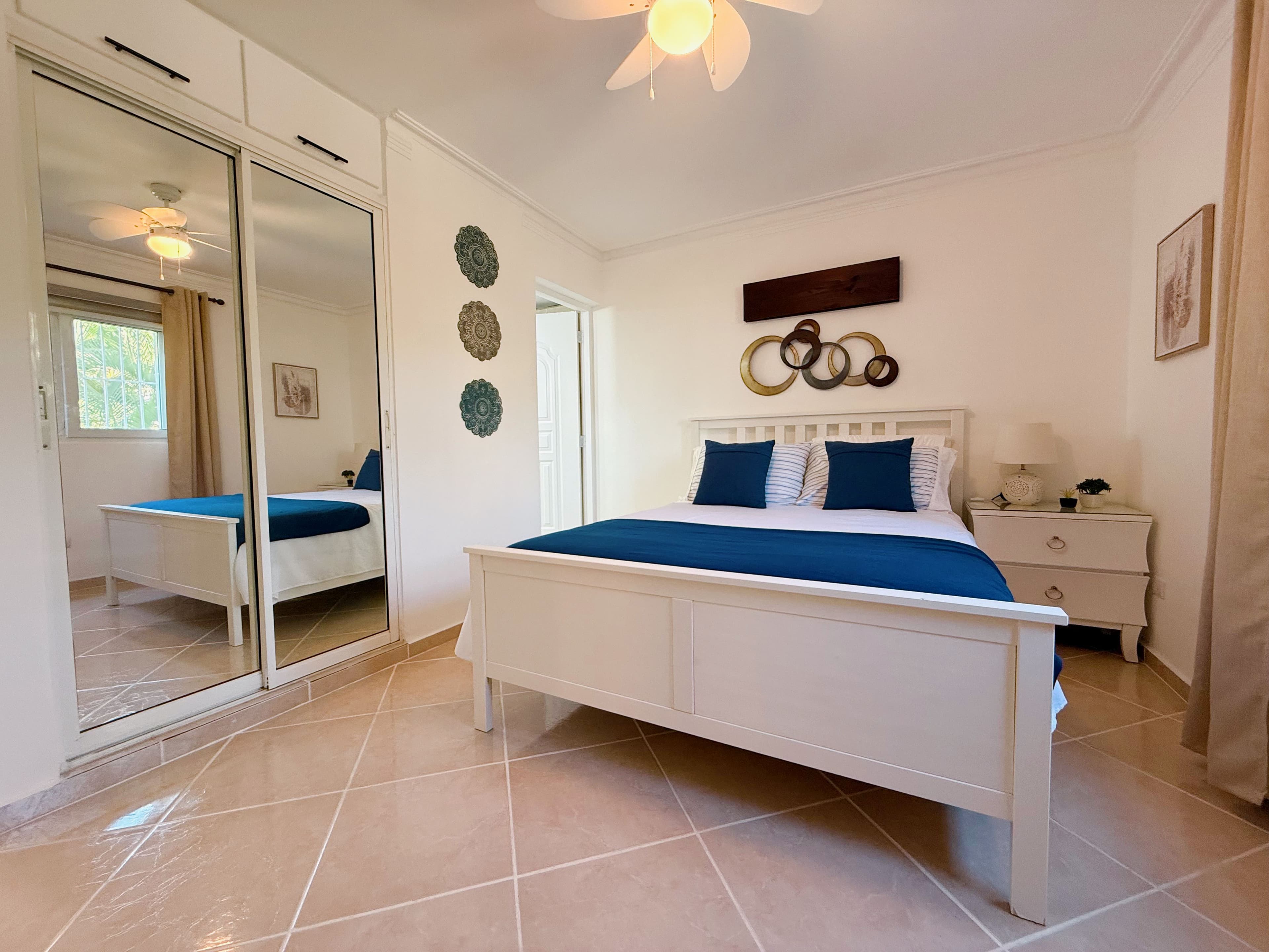 Appartement meublé 1 chambre avec grand balcon au centre de Sosúa — Bedroom