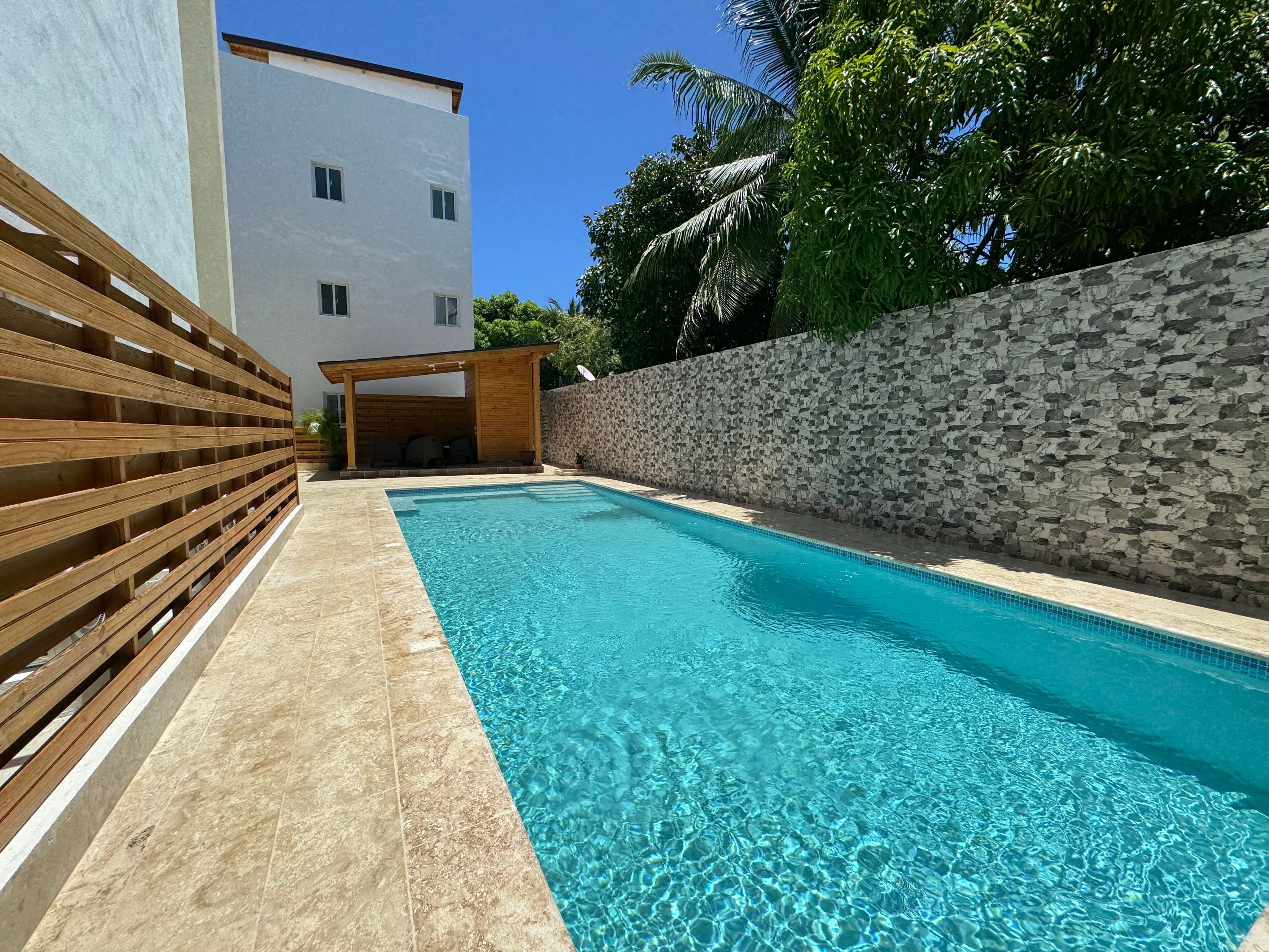 Wohnung mit 2 Schlafzimmern plus Penthouse-Studio mit Dachterrasse in Sosúa — Pool