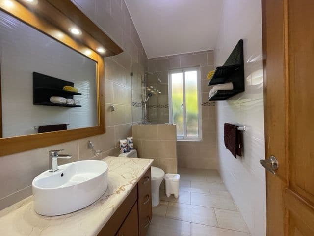 3-Bedroom Villa with Pool in Casa Linda, Sosúa — Bathroom