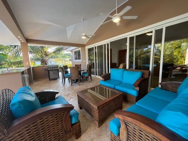 3-Bedroom Villa with Pool in Casa Linda, Sosúa — Terrace