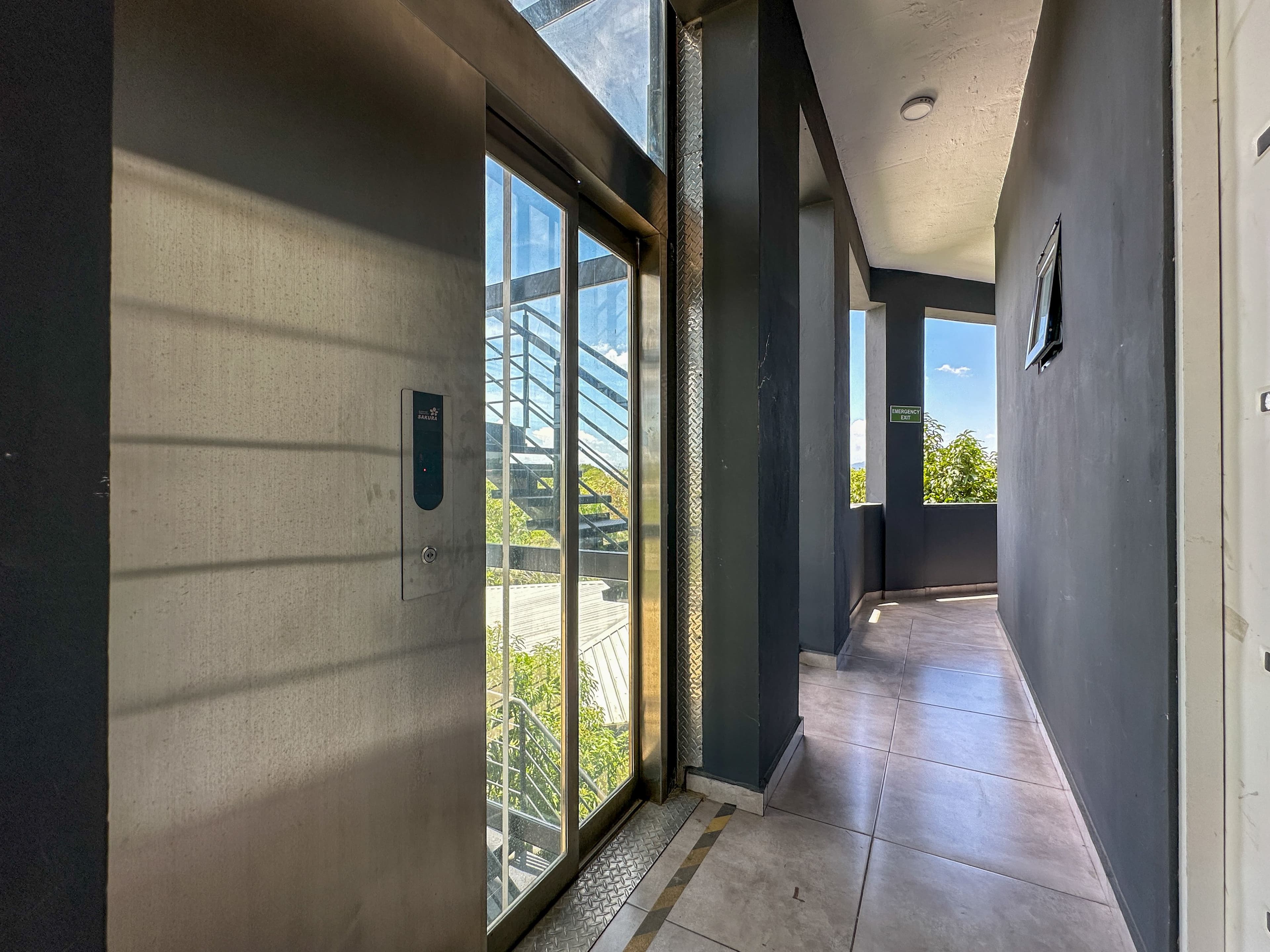 2-Bedroom Turn-Key Condo at Rizz Suites - Sosúa — Hallway