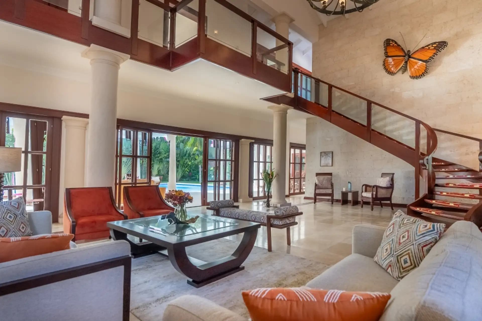 Villa mit 7 Schlafzimmern und Salzwasserpool in Sea Horse Ranch, Cabarete — Wohnzimmer