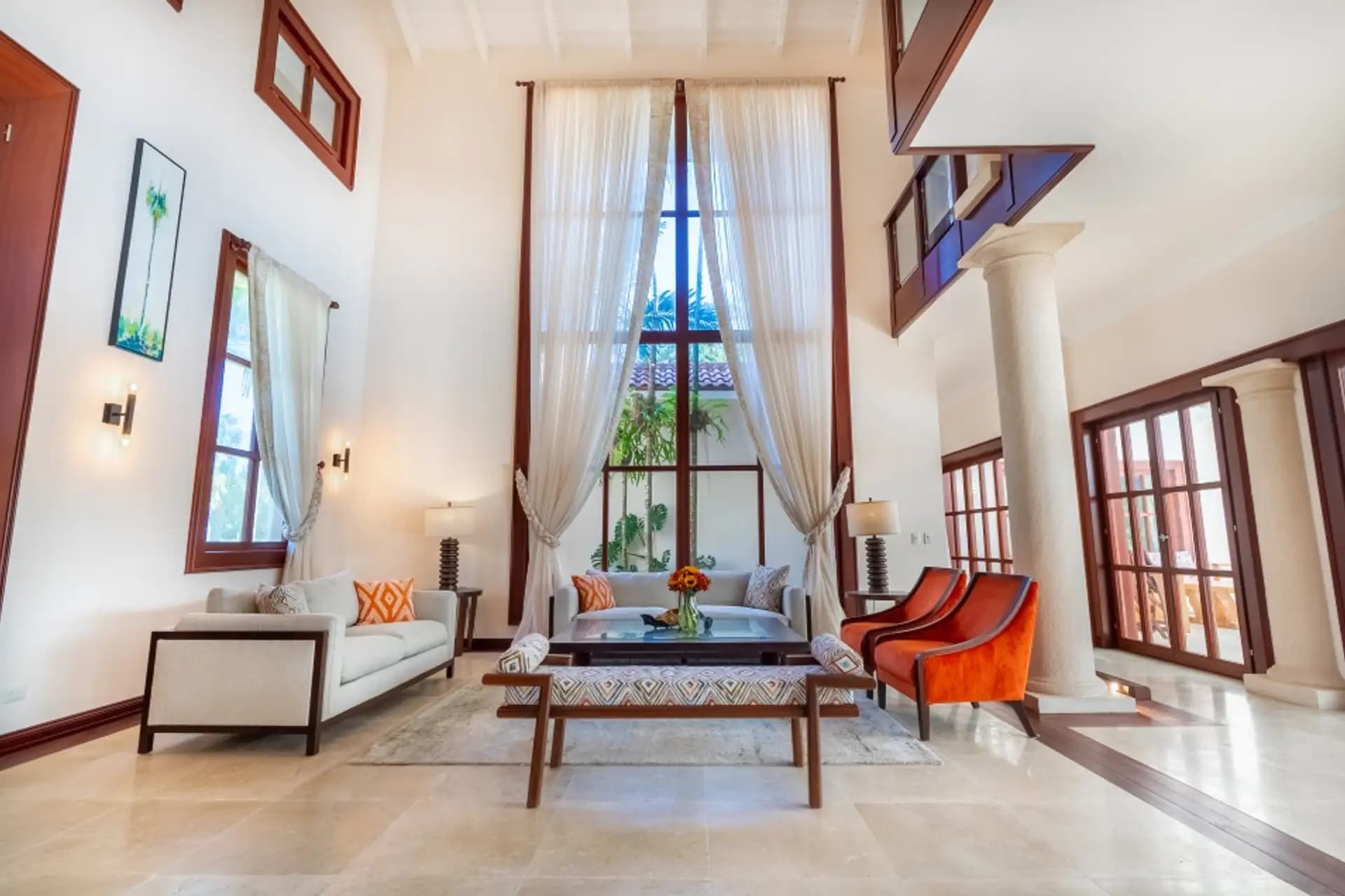 Villa mit 7 Schlafzimmern und Salzwasserpool in Sea Horse Ranch, Cabarete — Wohnzimmer